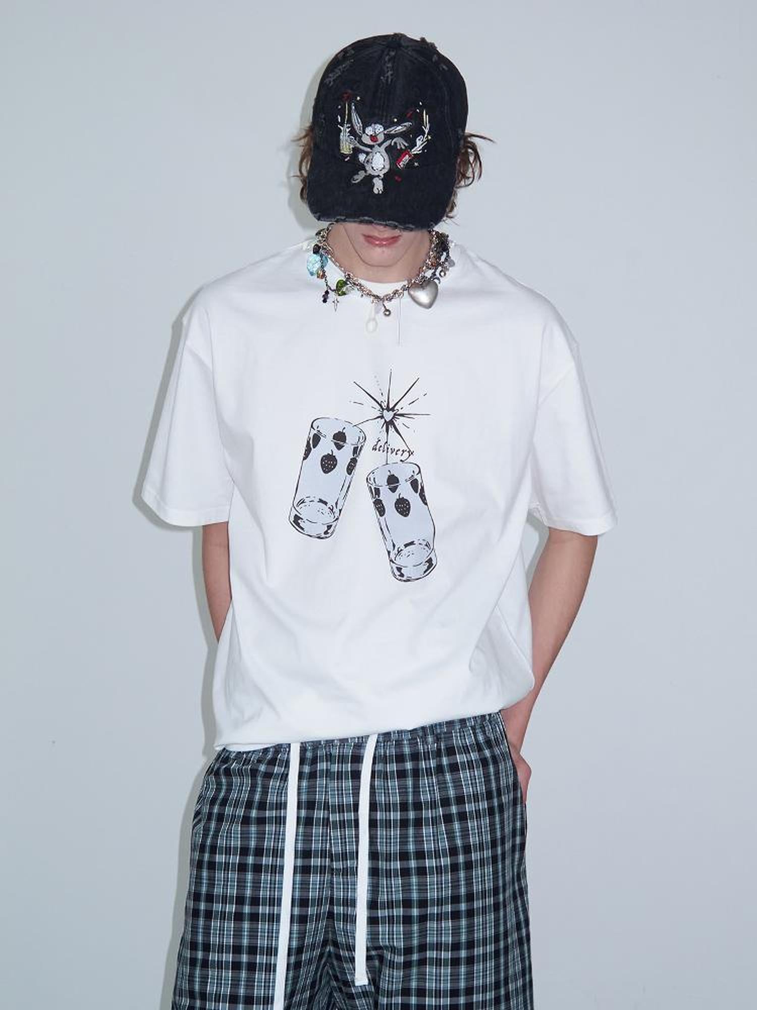 Delivery Strawberry Print White T-shirt Loose Fit Cotton Casual Summer Tee