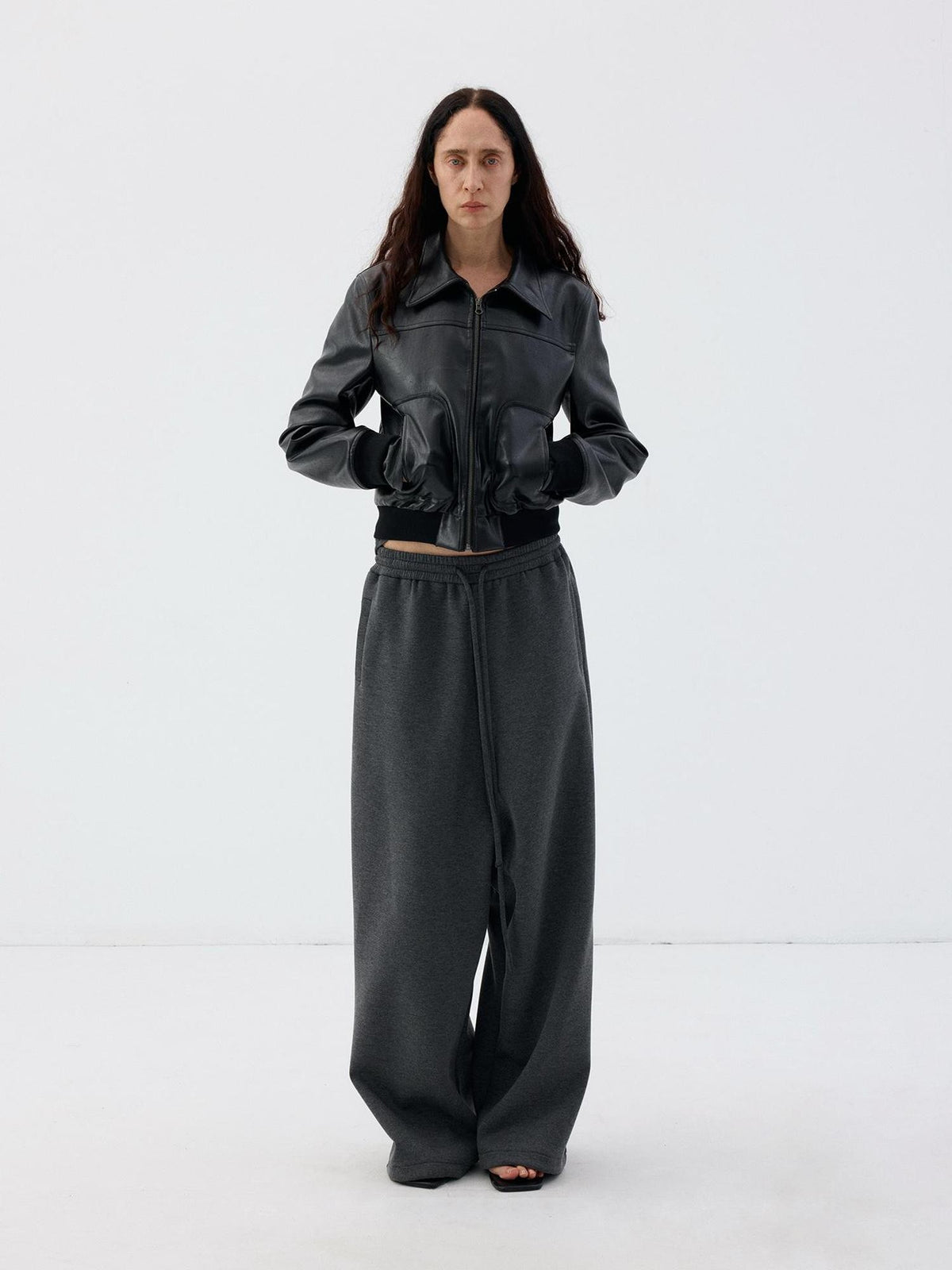 Delivery Vintage Black Cropped Zip Square Neck Skinny Fit Women&
