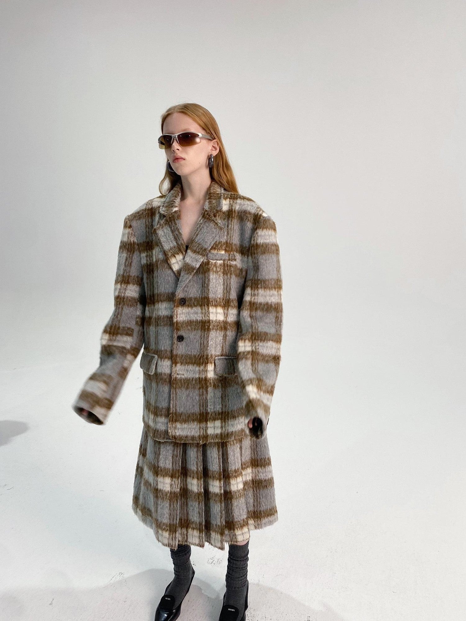 Delivery Vintage Grey Plaid Pleated Asymmetrical Women&