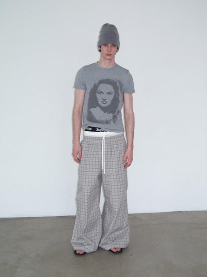 Delivery Vintage Portrait Print Straight Cut Grey Women&