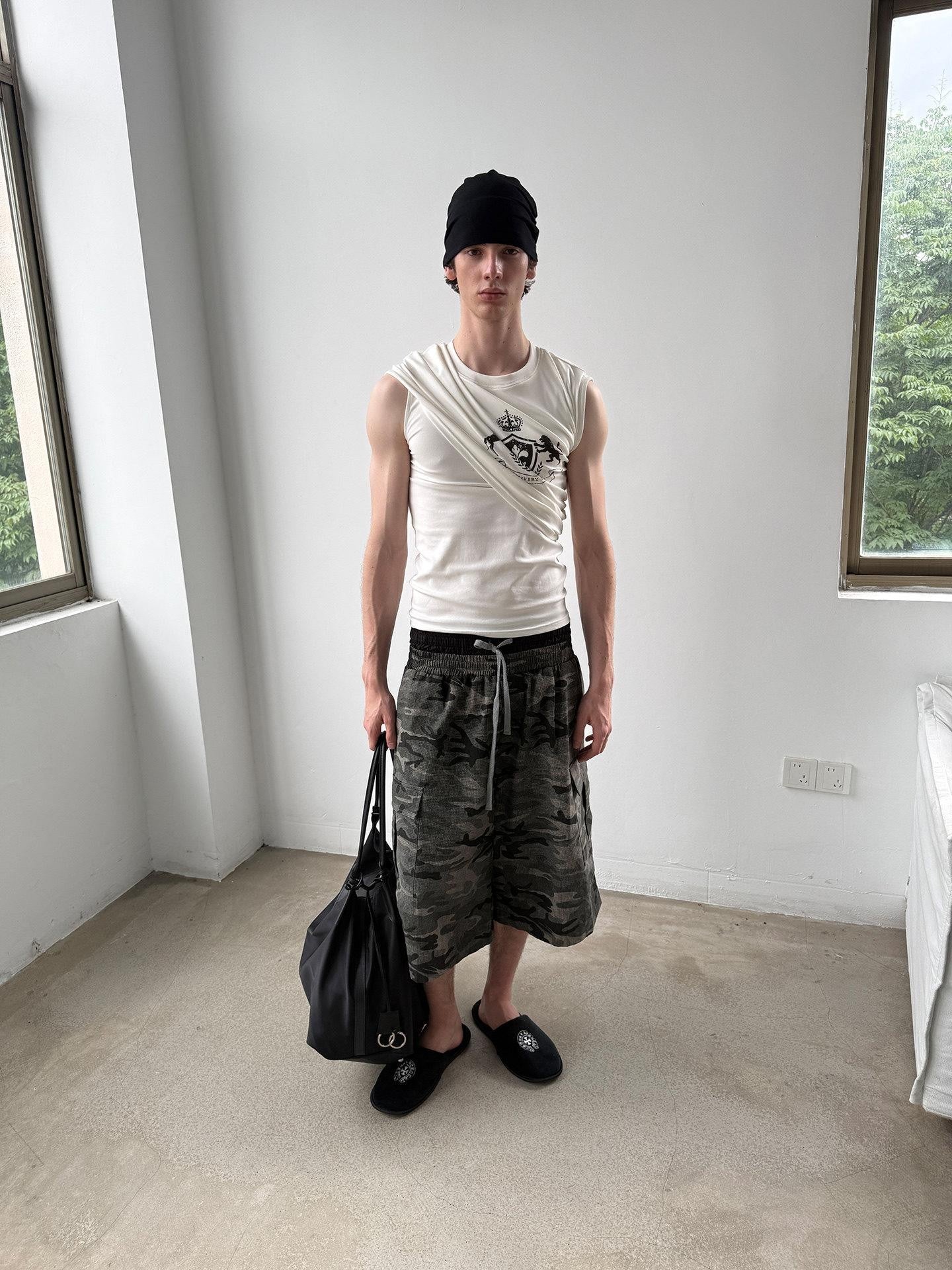 Delivery White Deconstructed Layered Pleated Printed Slim H Line Women&