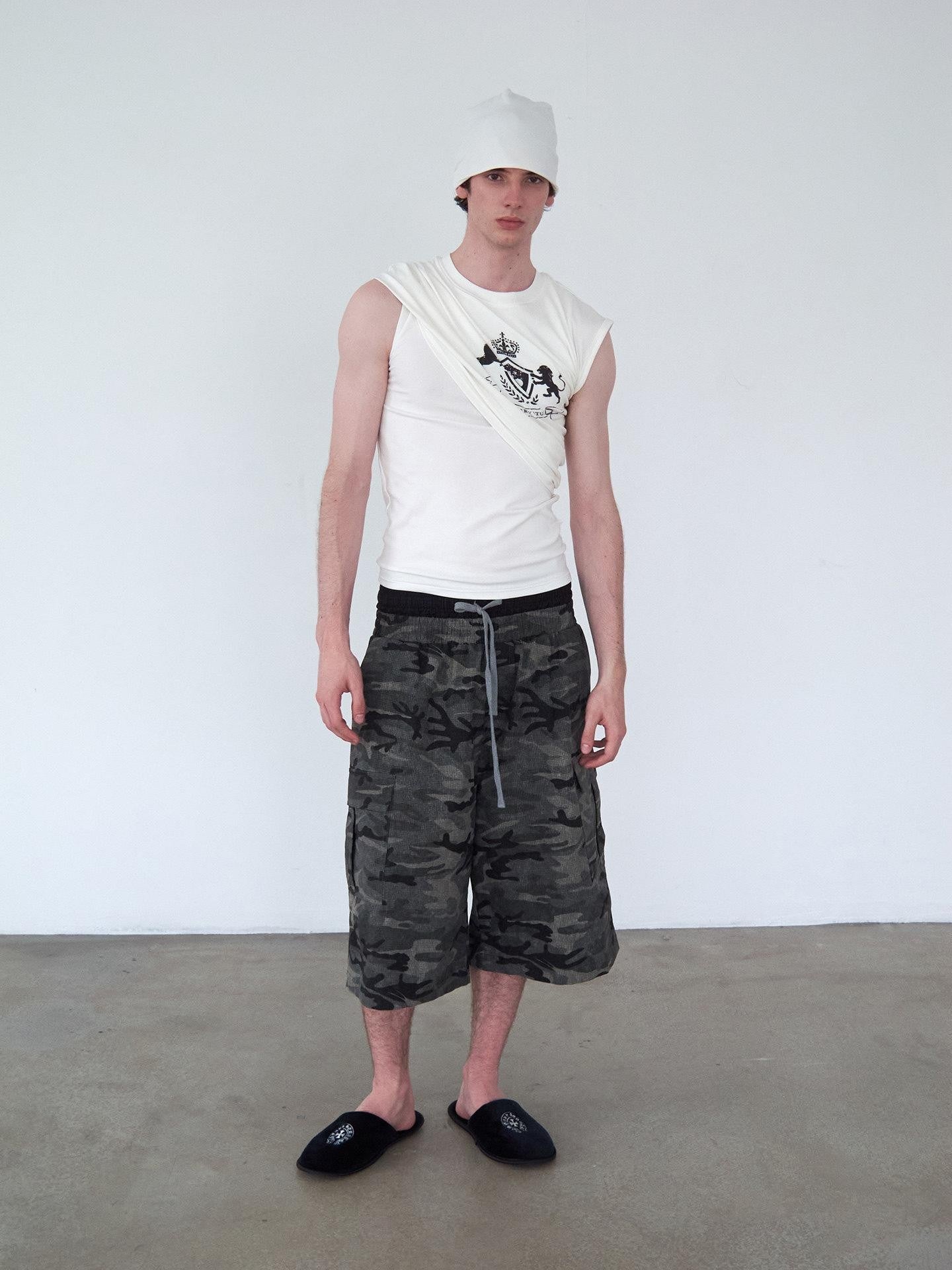 Delivery White Deconstructed Layered Pleated Printed Slim H Line Women&