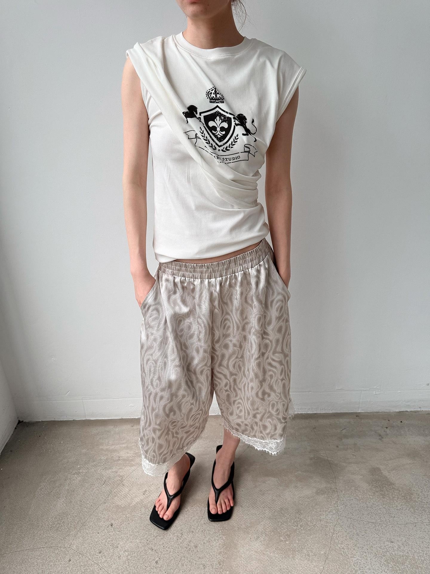 Delivery White Deconstructed Layered Pleated Printed Slim H Line Women&