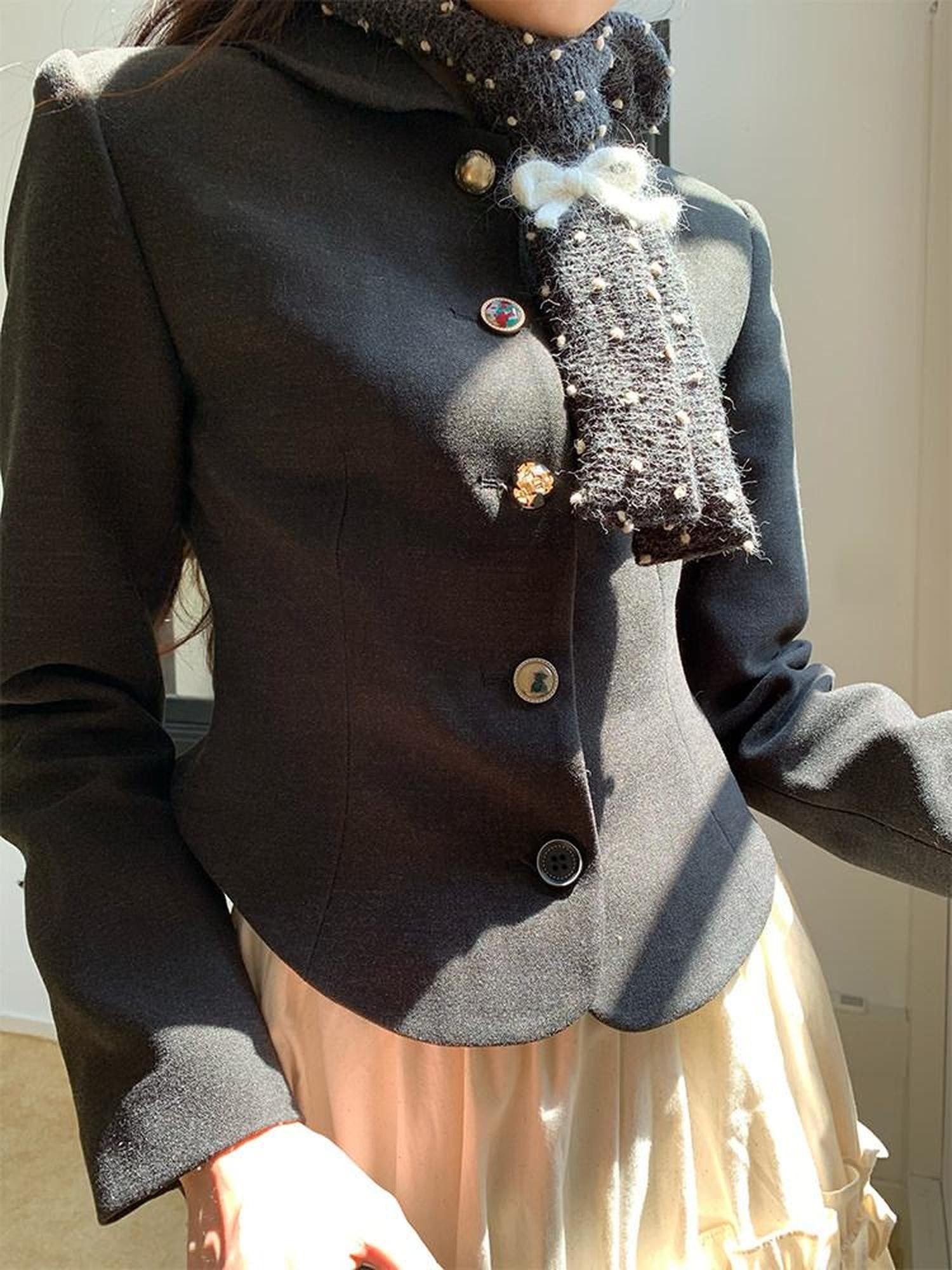 Dorydory Black Cinched Waist Small Round Neck Women&