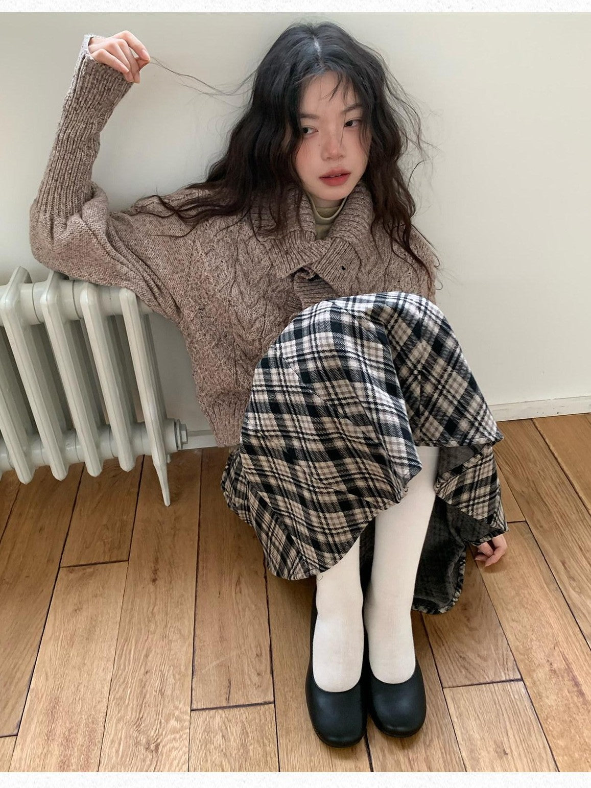 Dorydory Black Speckled Coarse Knit Cape High Neck Women&