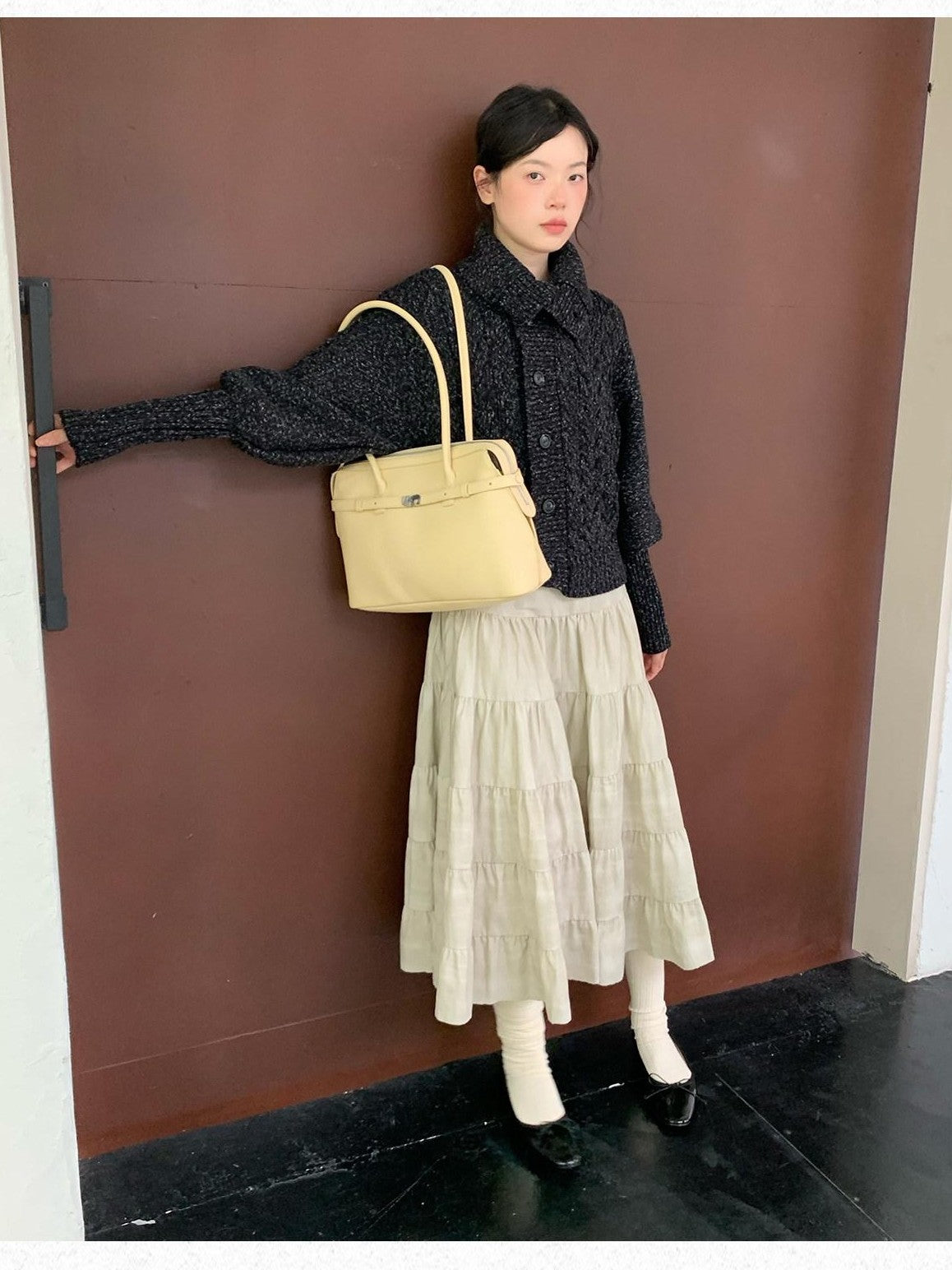 Dorydory Black Speckled Coarse Knit Cape High Neck Women&