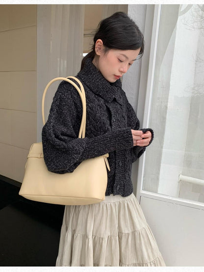 Dorydory Black Speckled Coarse Knit Cape High Neck Women&