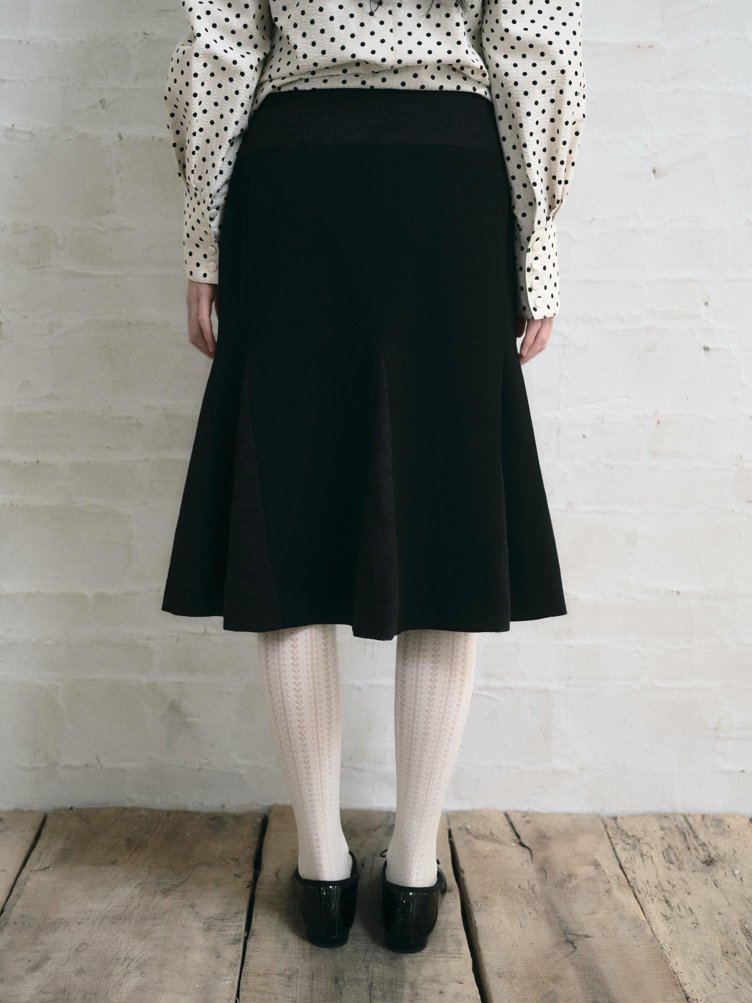 Dorydory Black Versatile Mid Waist Mid Length Flared Women&