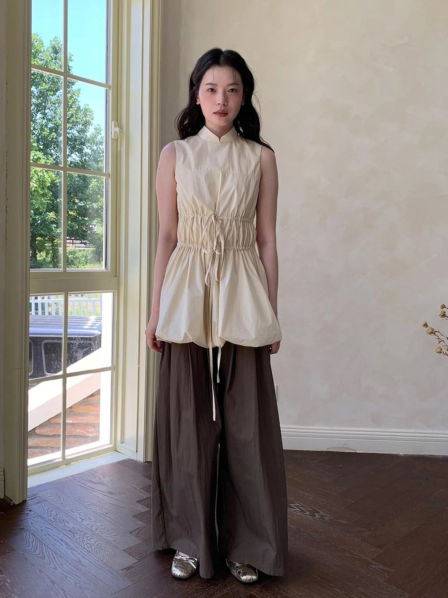 Chinese Stand Collar Drawstring Blouse With Floral Hem