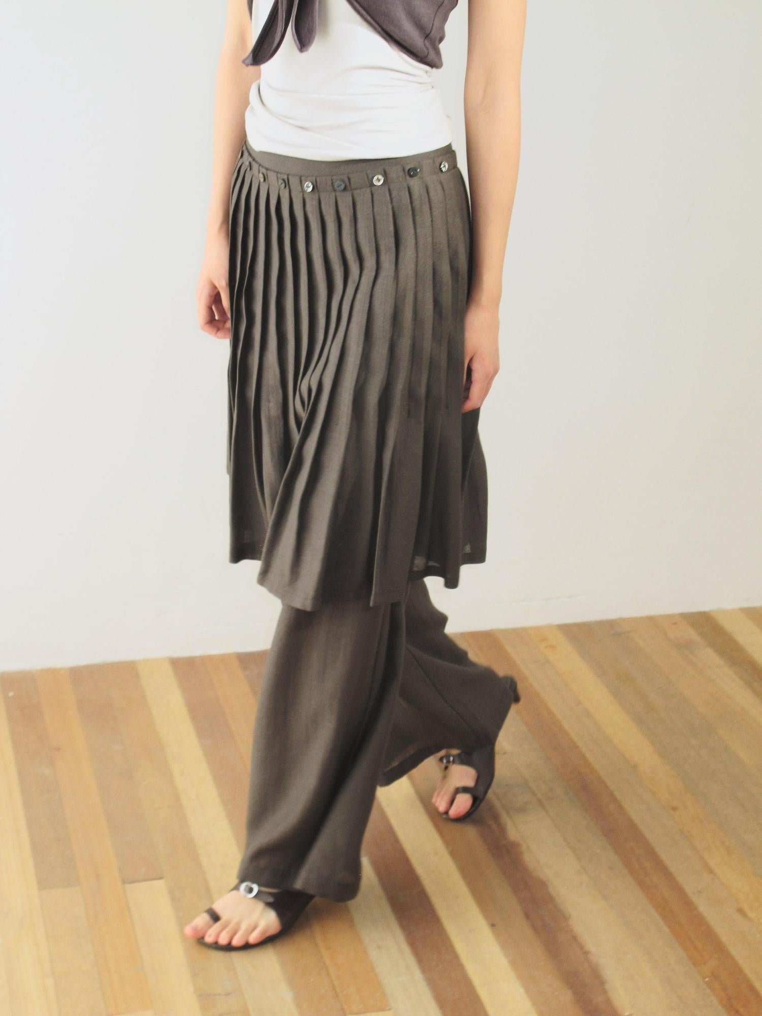 Dorydory Deep Brown Shell Button Long Skort Women&