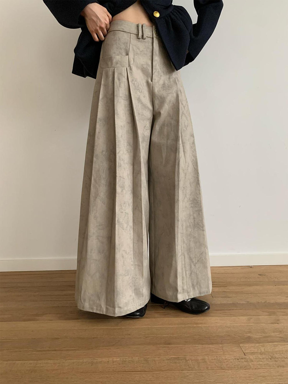 Dorydory Dory Dory Gray Washed Cotton Wide Leg Pleated Trousers