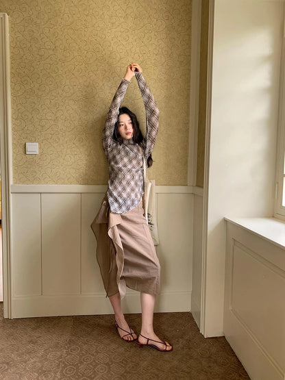 Dorydory Diamond Mesh Ruffle Hem Long Sleeve Tee