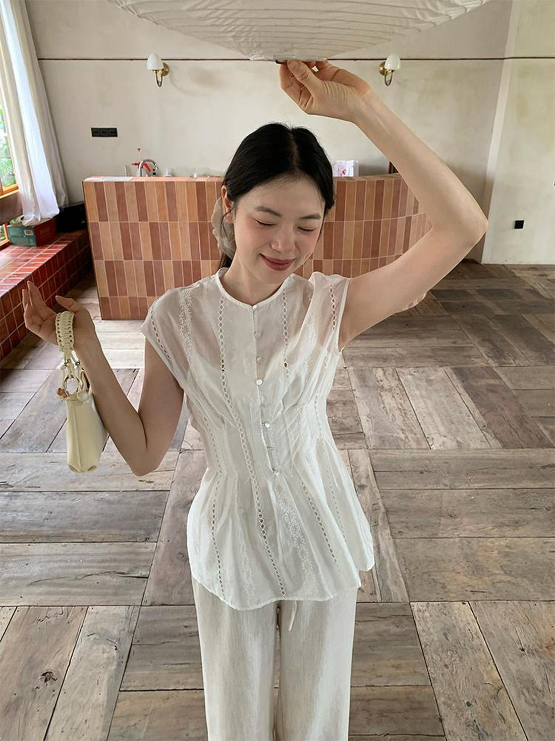Dorydory Dorydory Stripe Jacquard Sleeveless Shirt with Waist Cutout