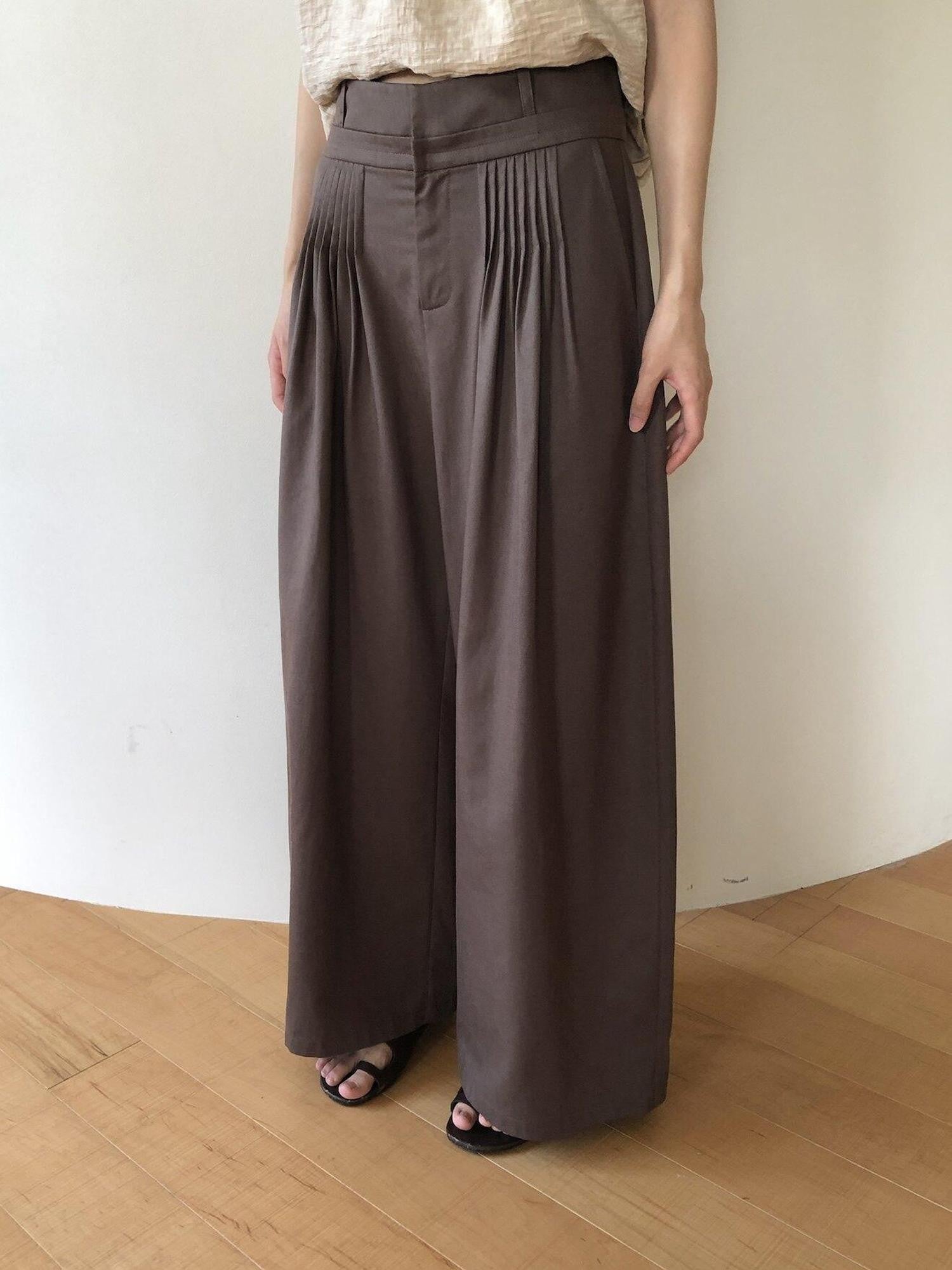 Dorydory Earthy Coffee Vintage Tuck Pleat High Waist Women&