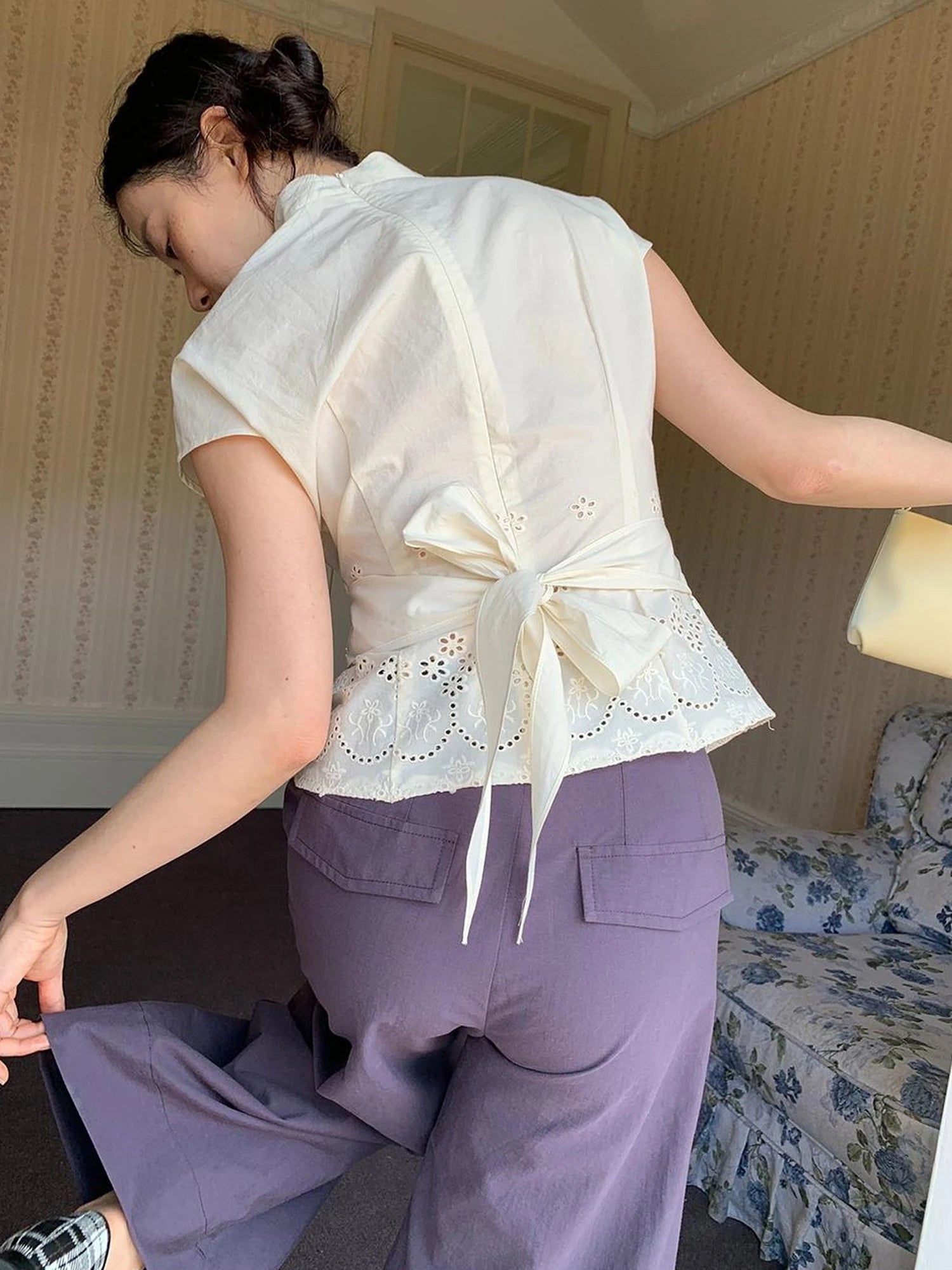 Embroidered Mandarin Collar White Shirt With Floral Lace Hem