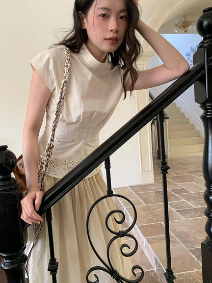 Embroidered Mandarin Collar White Shirt With Floral Lace Hem