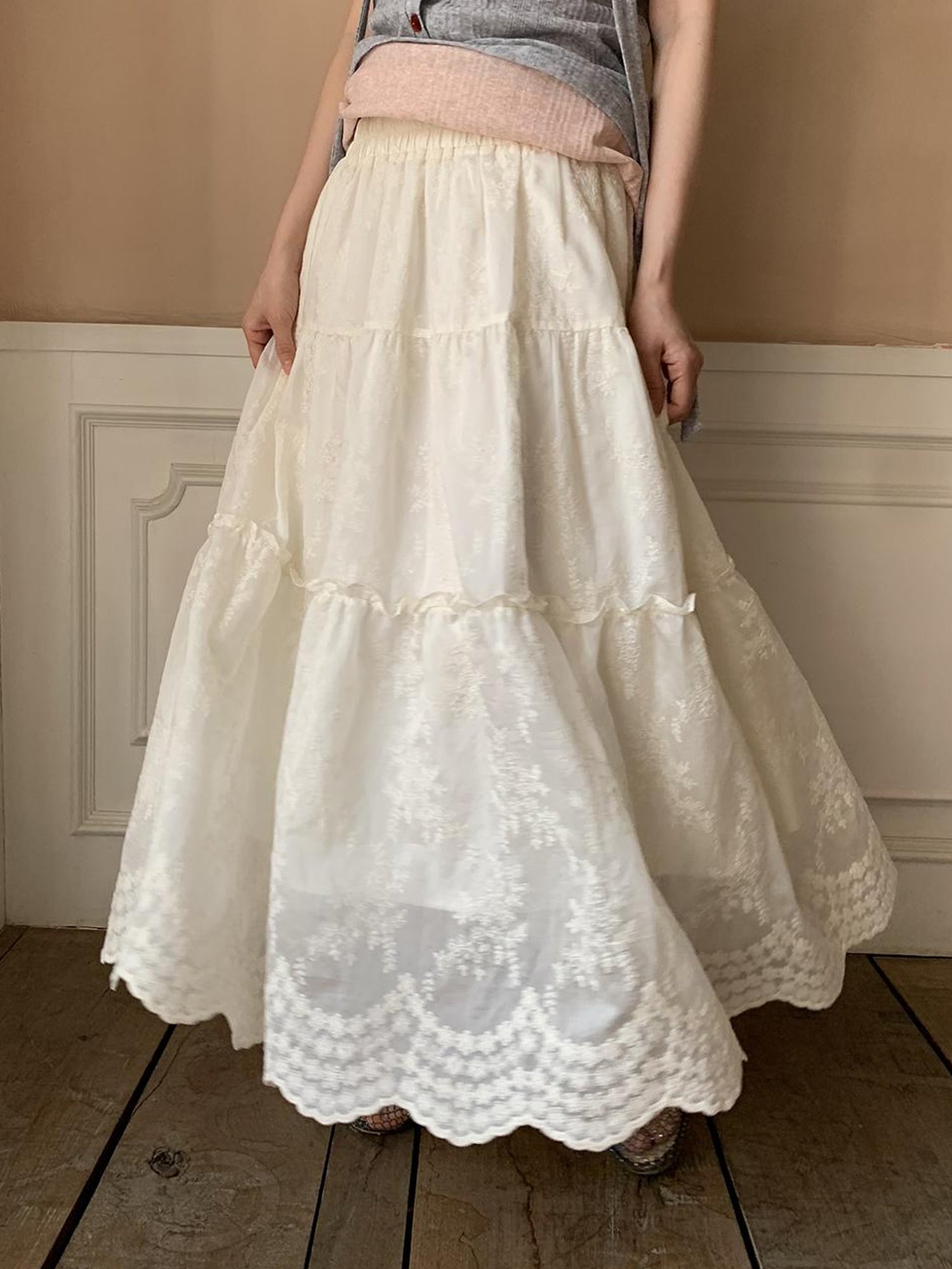 Dorydory Embroidered Wave Hem White Skirt Elegant Floral Lace A Line Midi