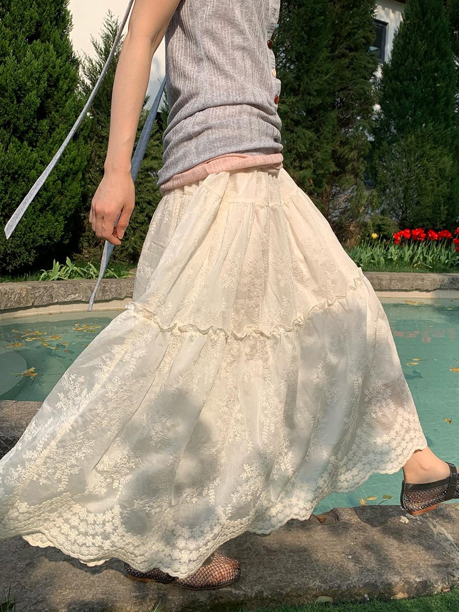 Dorydory Embroidered Wave Hem White Skirt Elegant Floral Lace A Line Midi