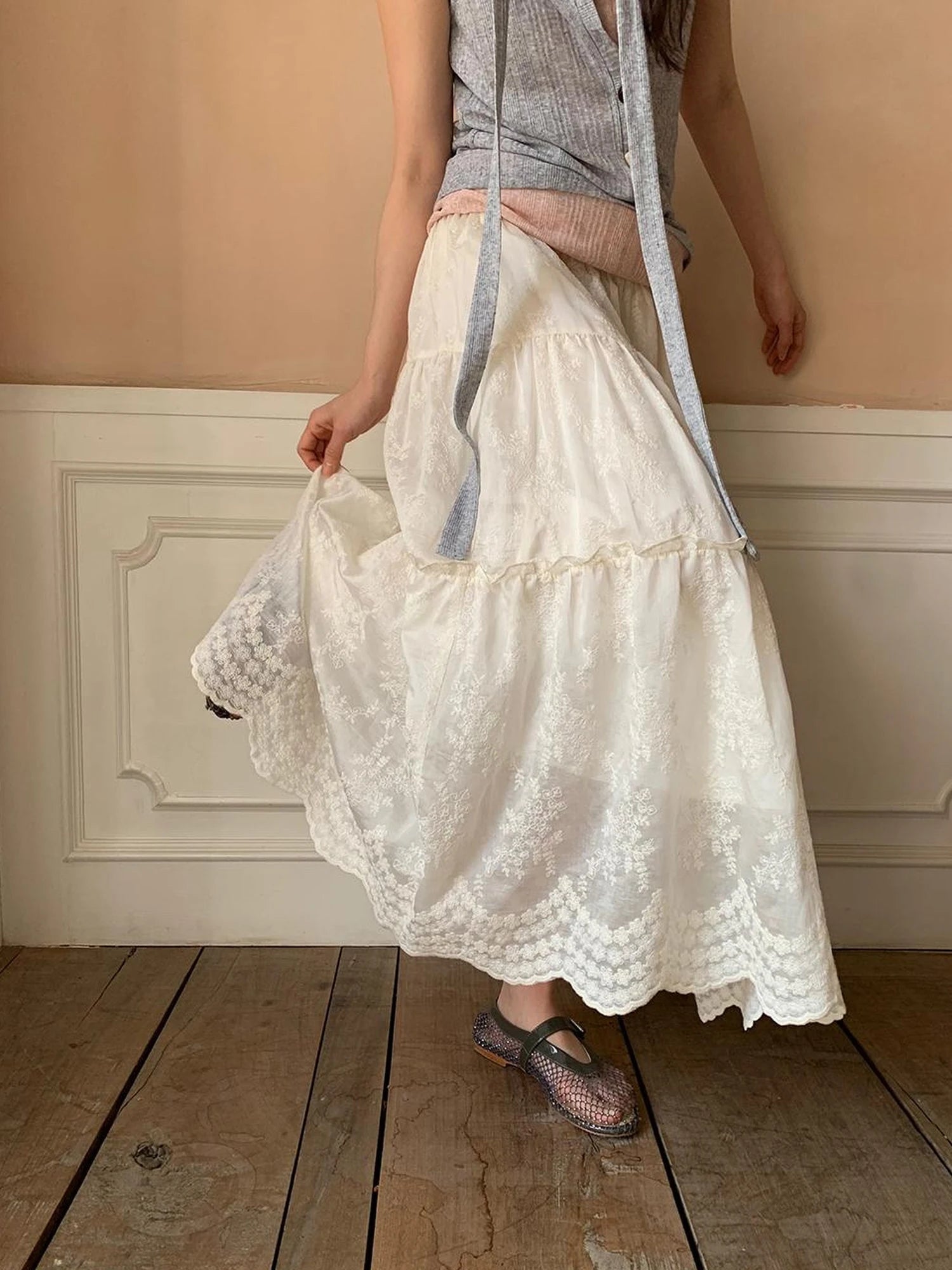 Embroidered Wave Hem White Skirt Elegant Floral Lace A Line Midi