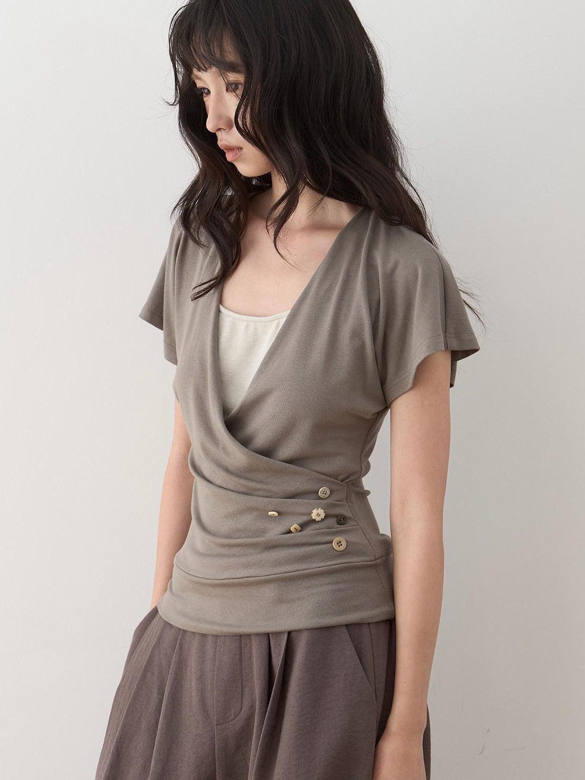 Dorydory Faux Layered Raw Edge Flutter Sleeve Women&