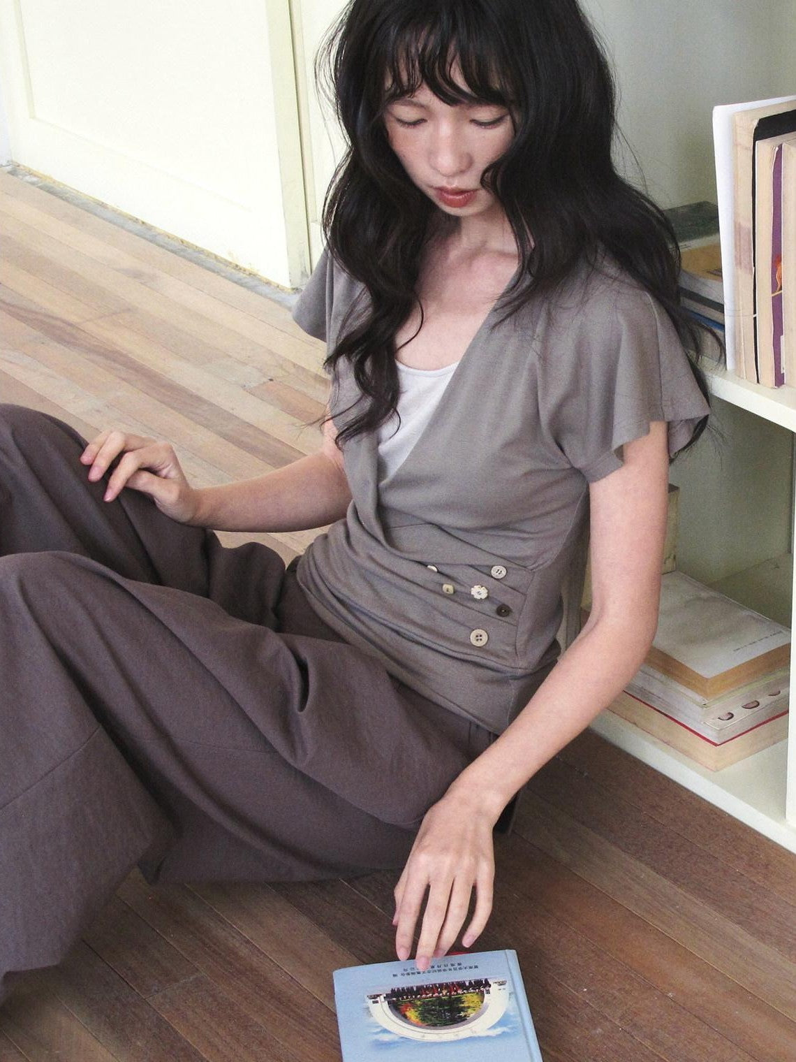 Dorydory Faux Layered Raw Edge Flutter Sleeve Women&