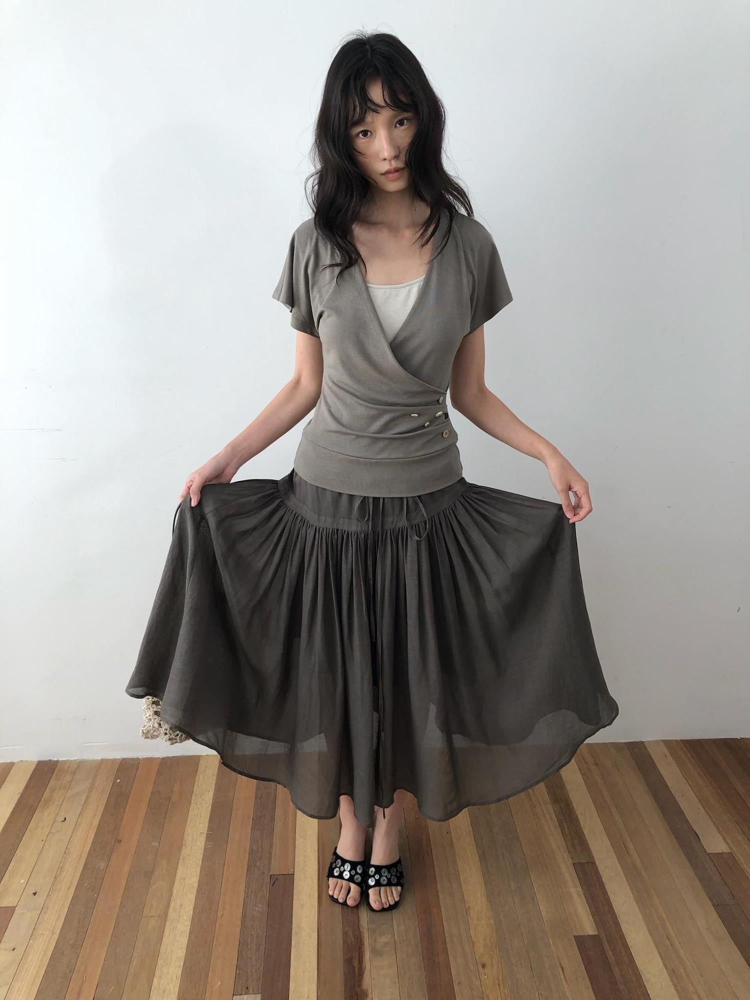 Dorydory Faux Layered Raw Edge Flutter Sleeve Women&