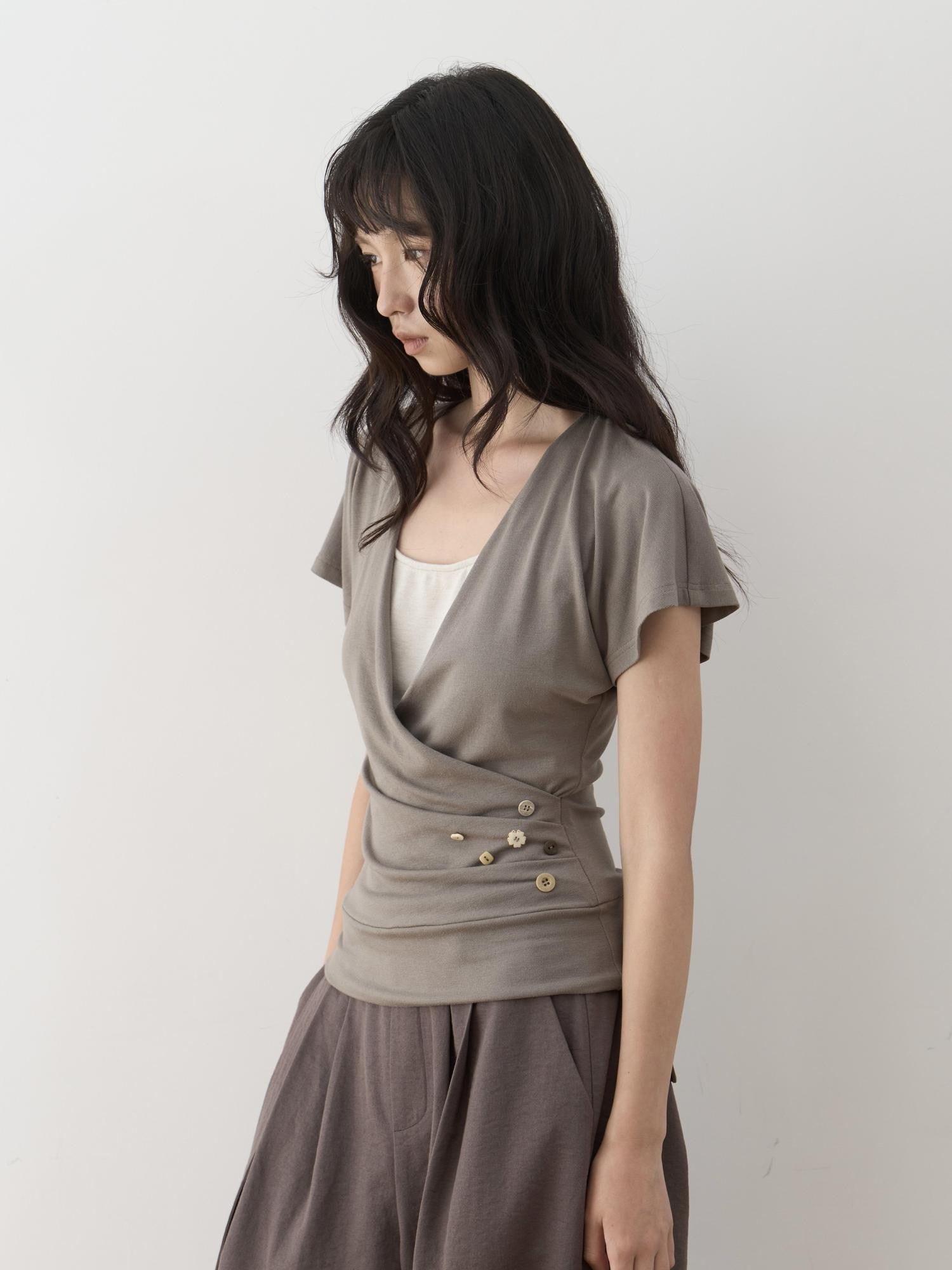 Dorydory Faux Layered Raw Edge Flutter Sleeve Women&