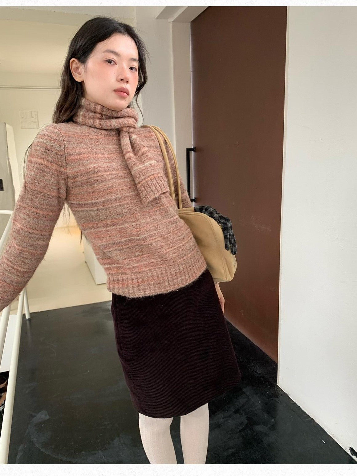 Dorydory Fig Color Ribbed Corduroy Straight Women&