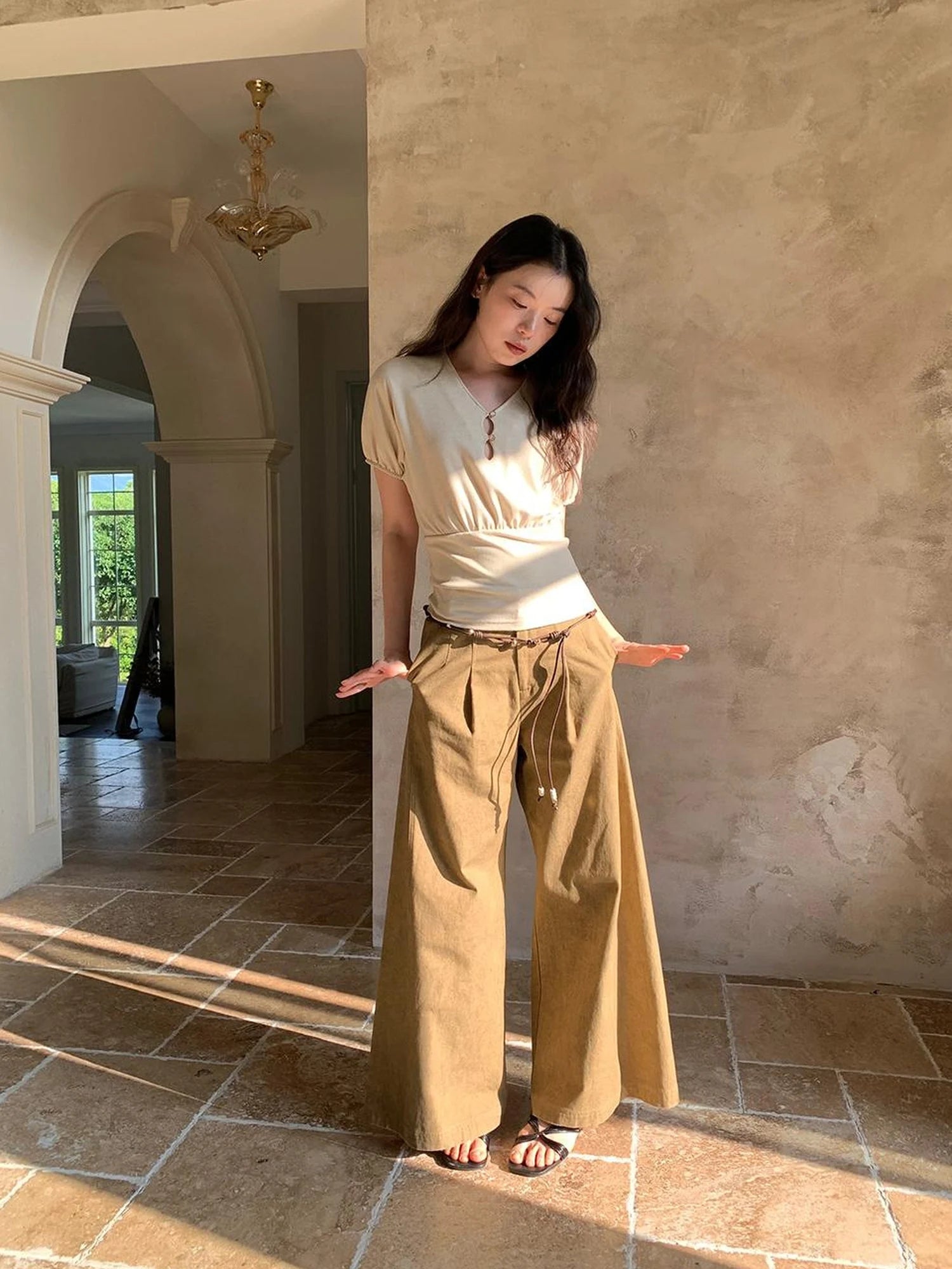 Floral Sleeve Sheer V-Neck Cropped Tee