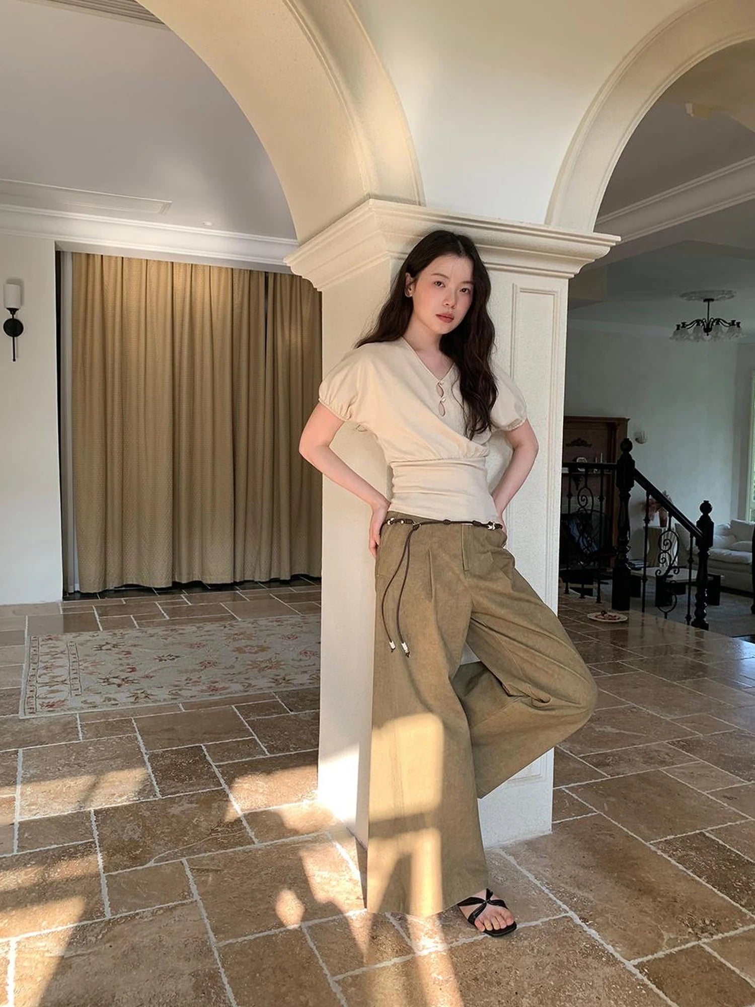 Floral Sleeve Sheer V-Neck Cropped Tee