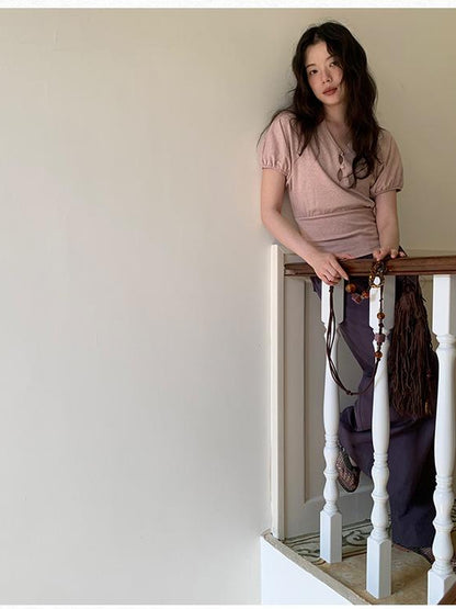 Dorydory Floral Sleeve Sheer V-Neck Cropped Tee