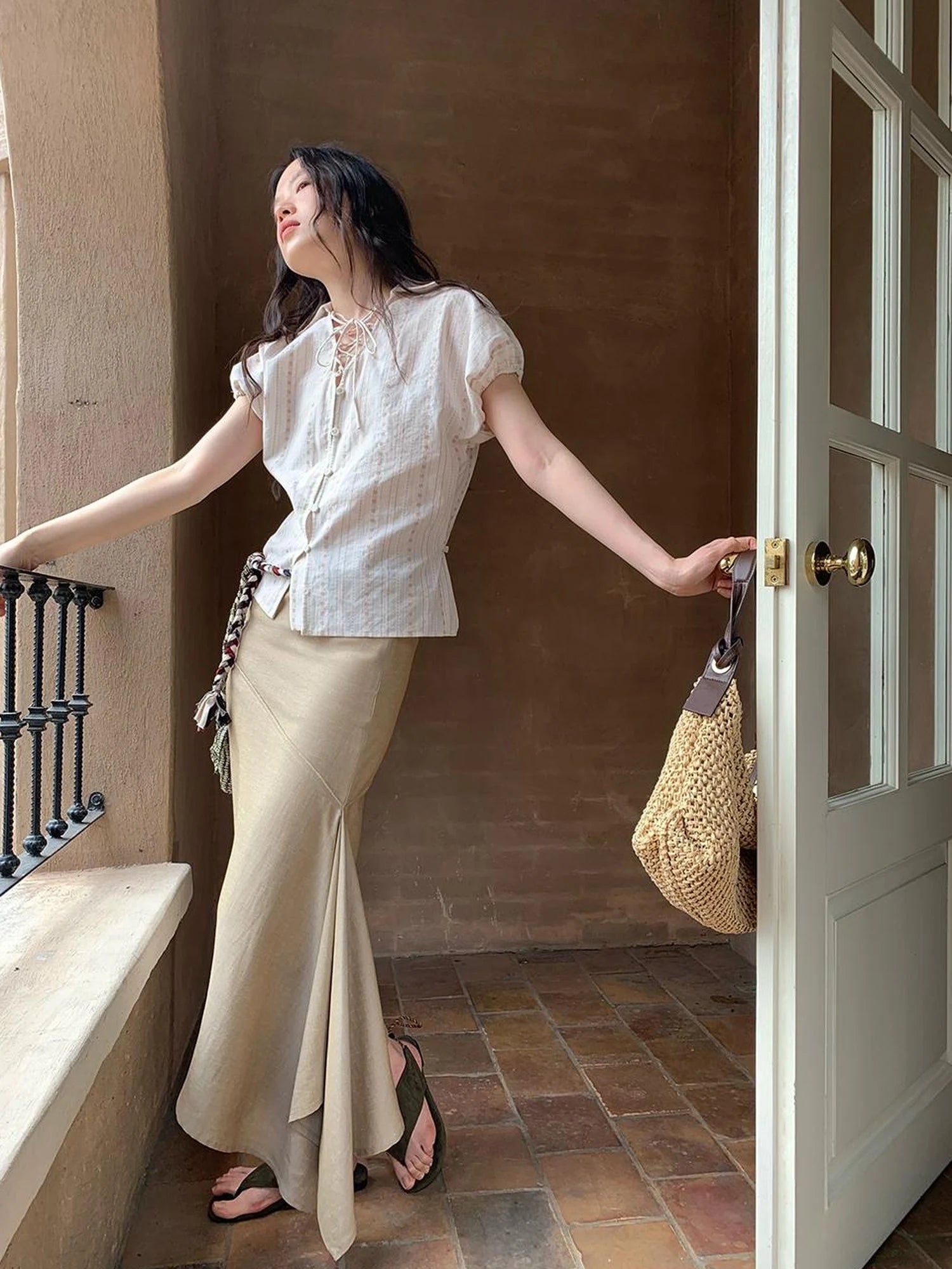 Flowy A Line Skirt With Asymmetric Hem And Linen Blend Fabric