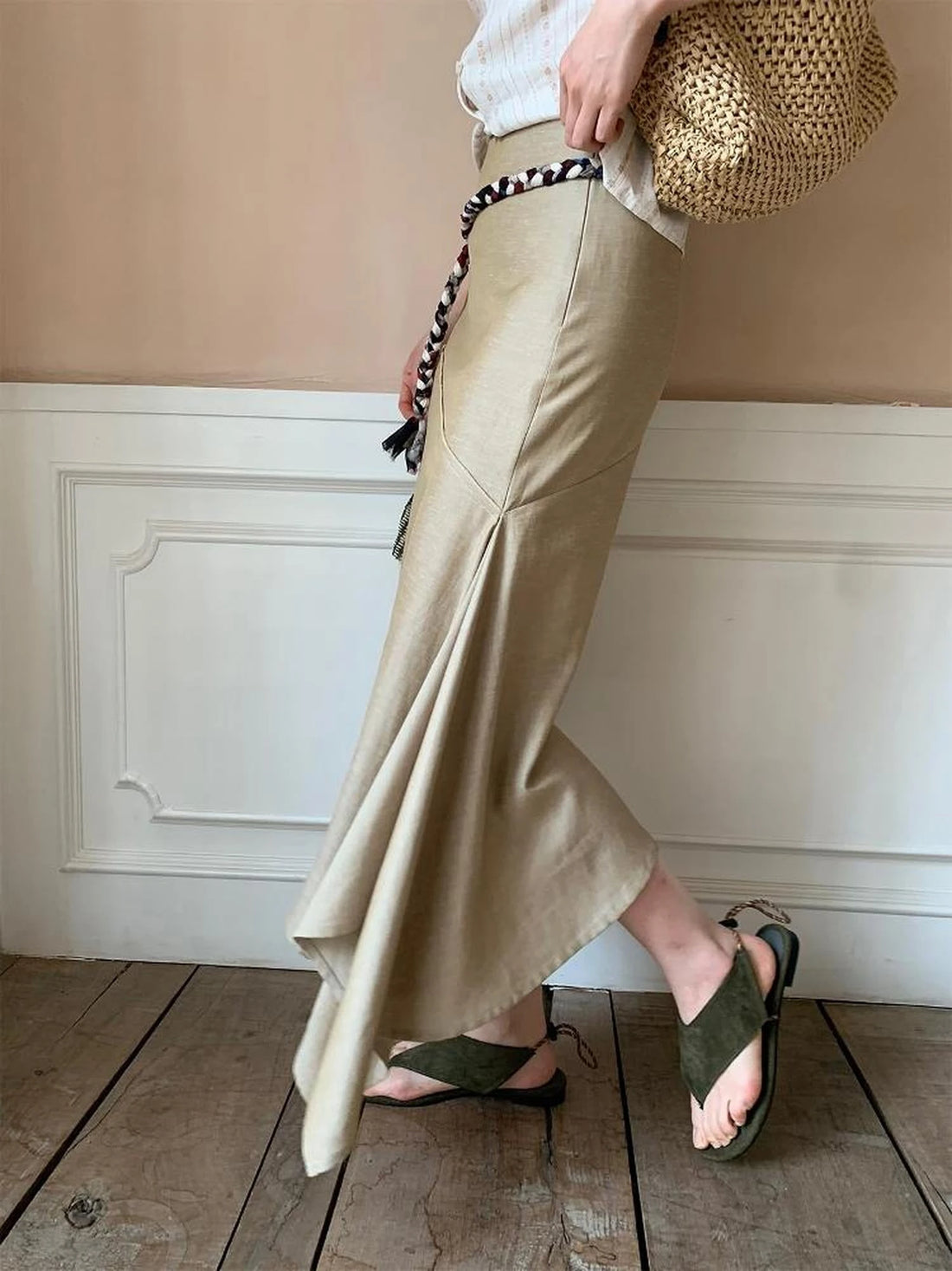 Flowy A Line Skirt With Asymmetric Hem And Linen Blend Fabric