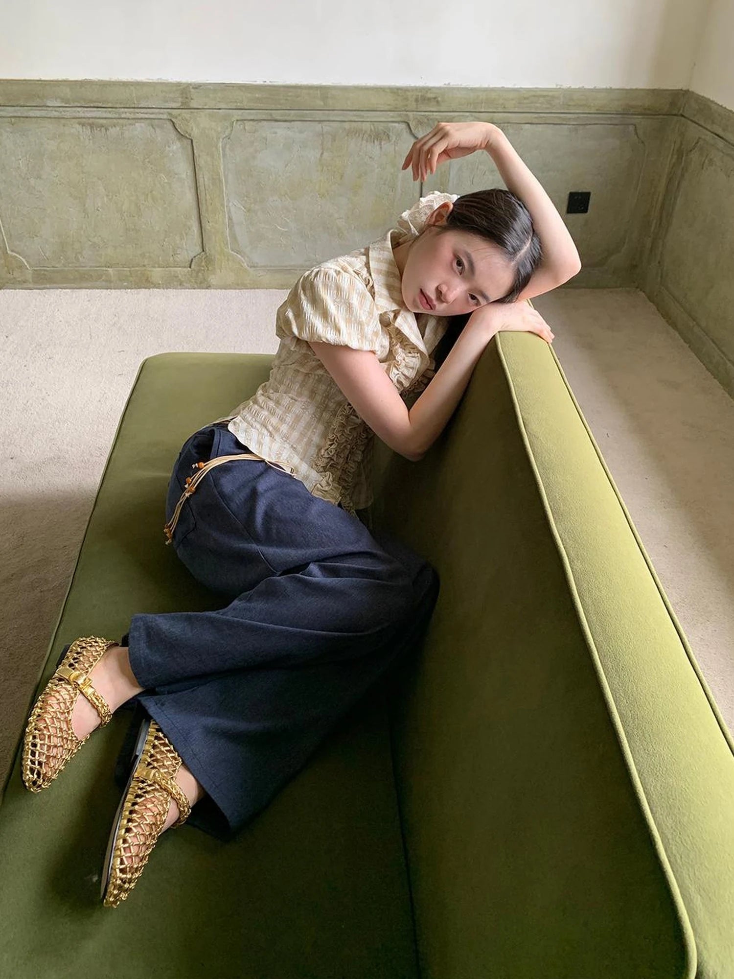 Lace Trimmed Floral Print Short Sleeve Blouse With Puff Sleeves