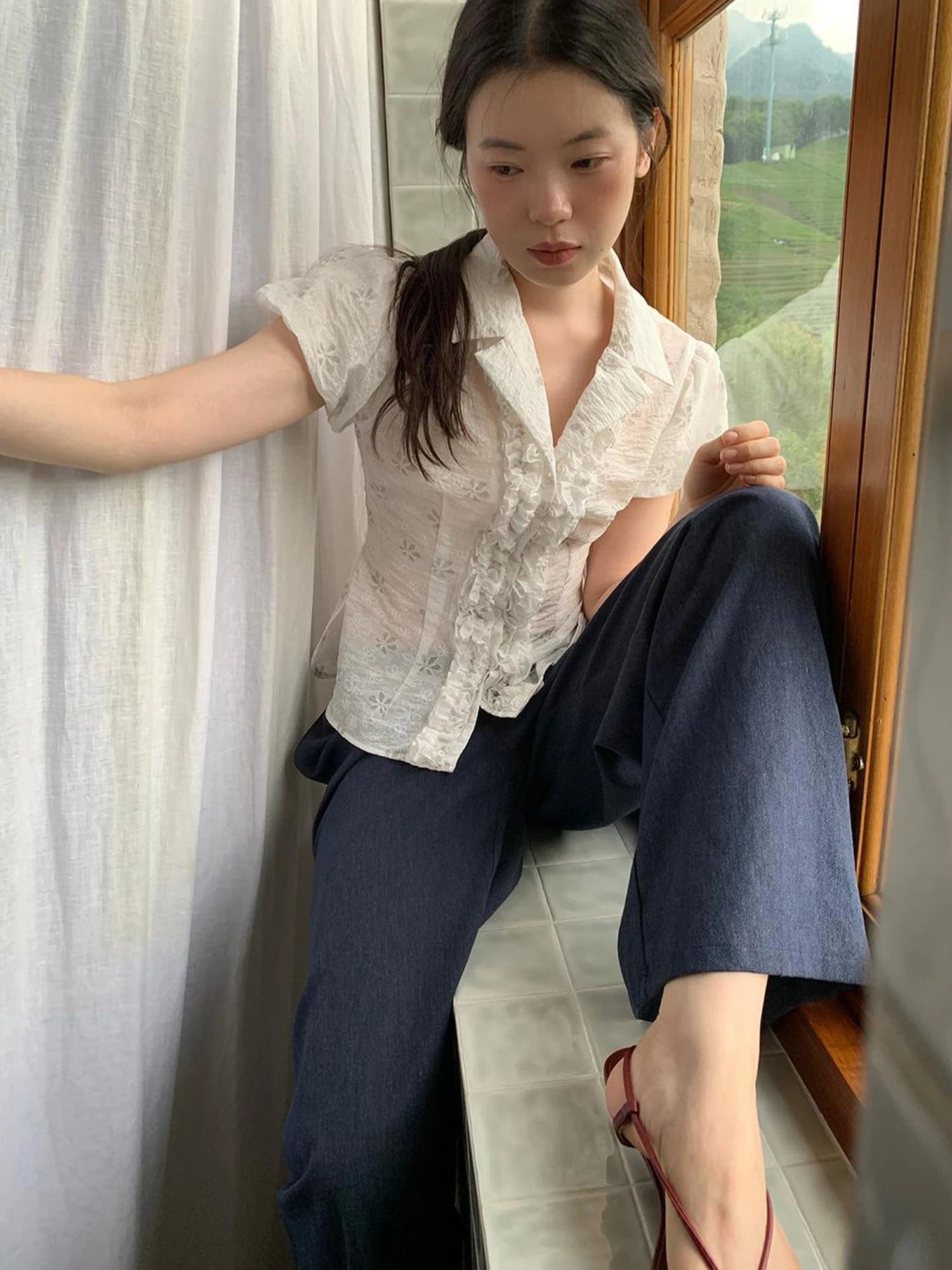 Lace Trimmed Floral Print Short Sleeve Blouse With Puff Sleeves