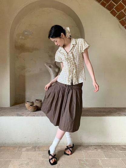 Dorydory Lace Trimmed Floral Print Short Sleeve Blouse With Puff Sleeves
