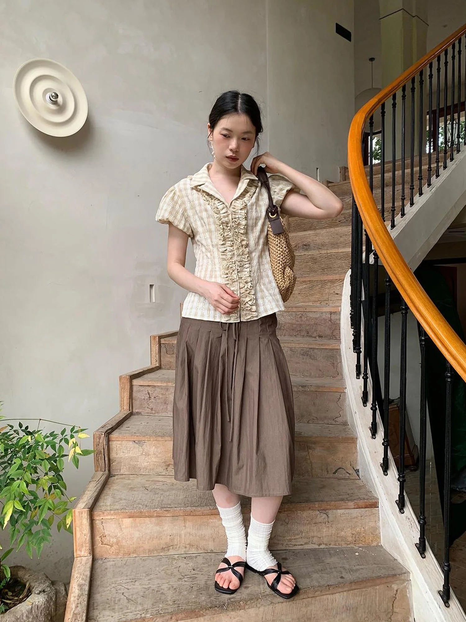 Lace Trimmed Floral Print Short Sleeve Blouse With Puff Sleeves