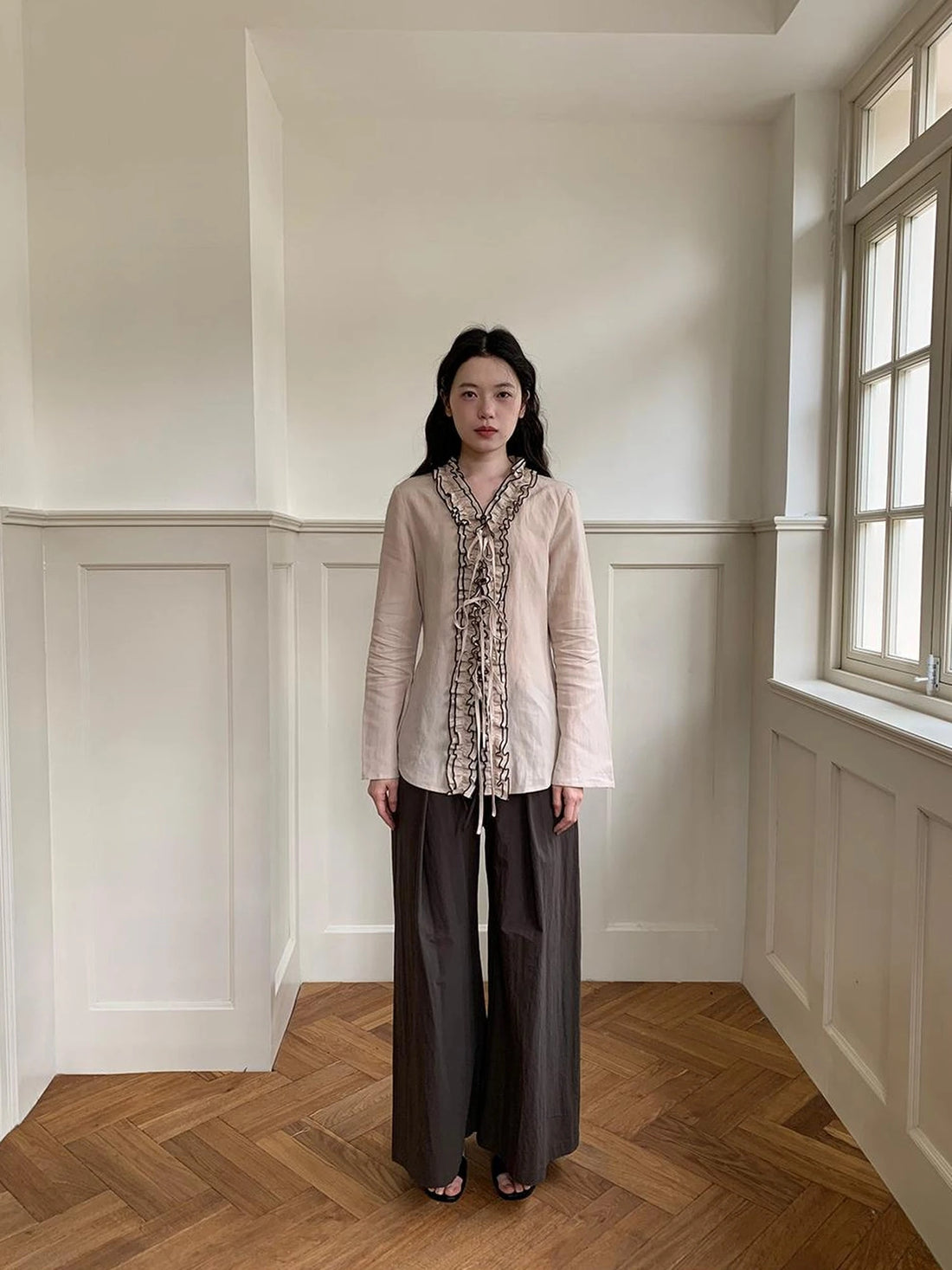 Lace Trimmed Tied Waist Linen Blend Shirt