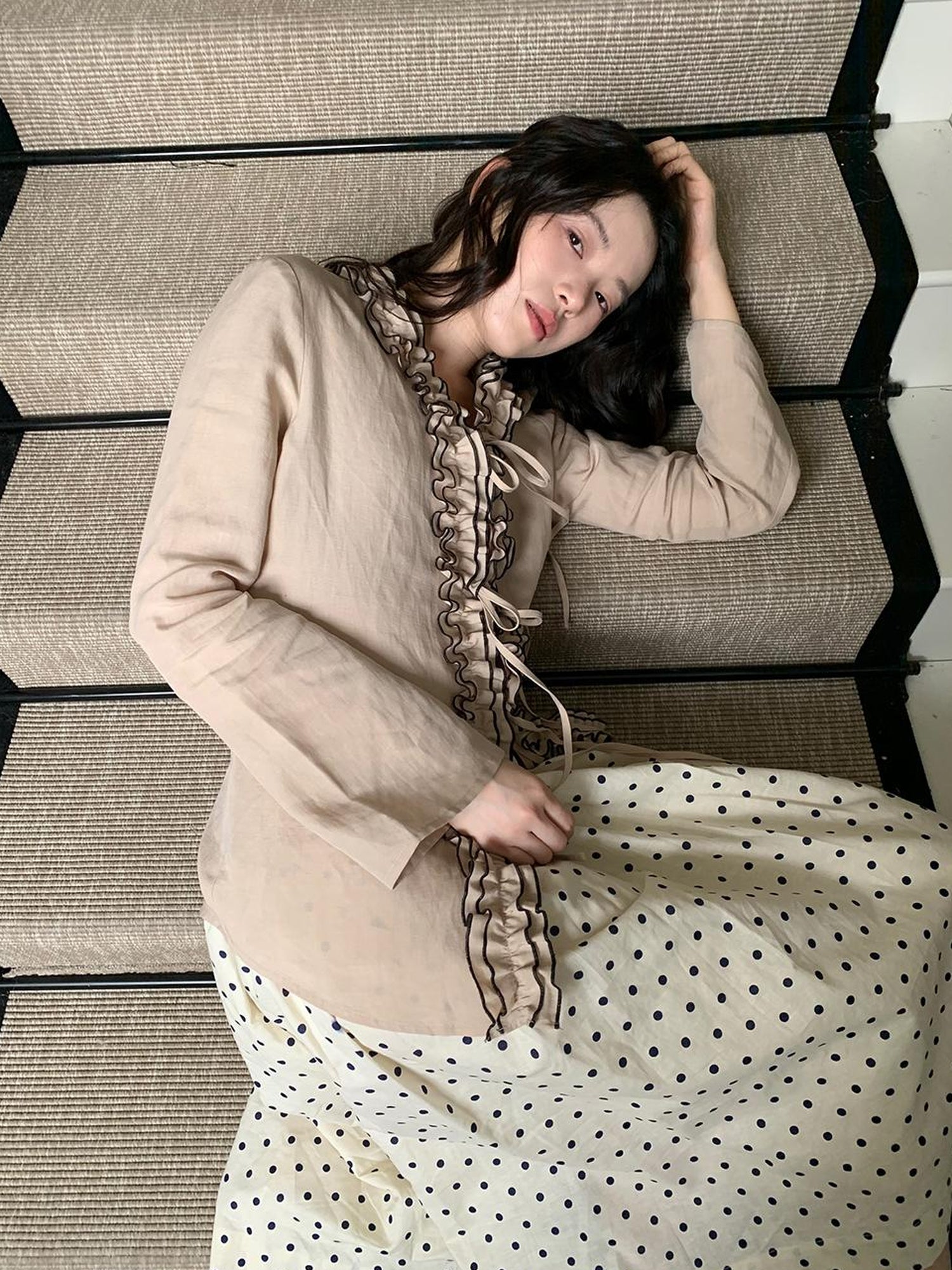 Dorydory Lace Trimmed Tied Waist Linen Blend Shirt