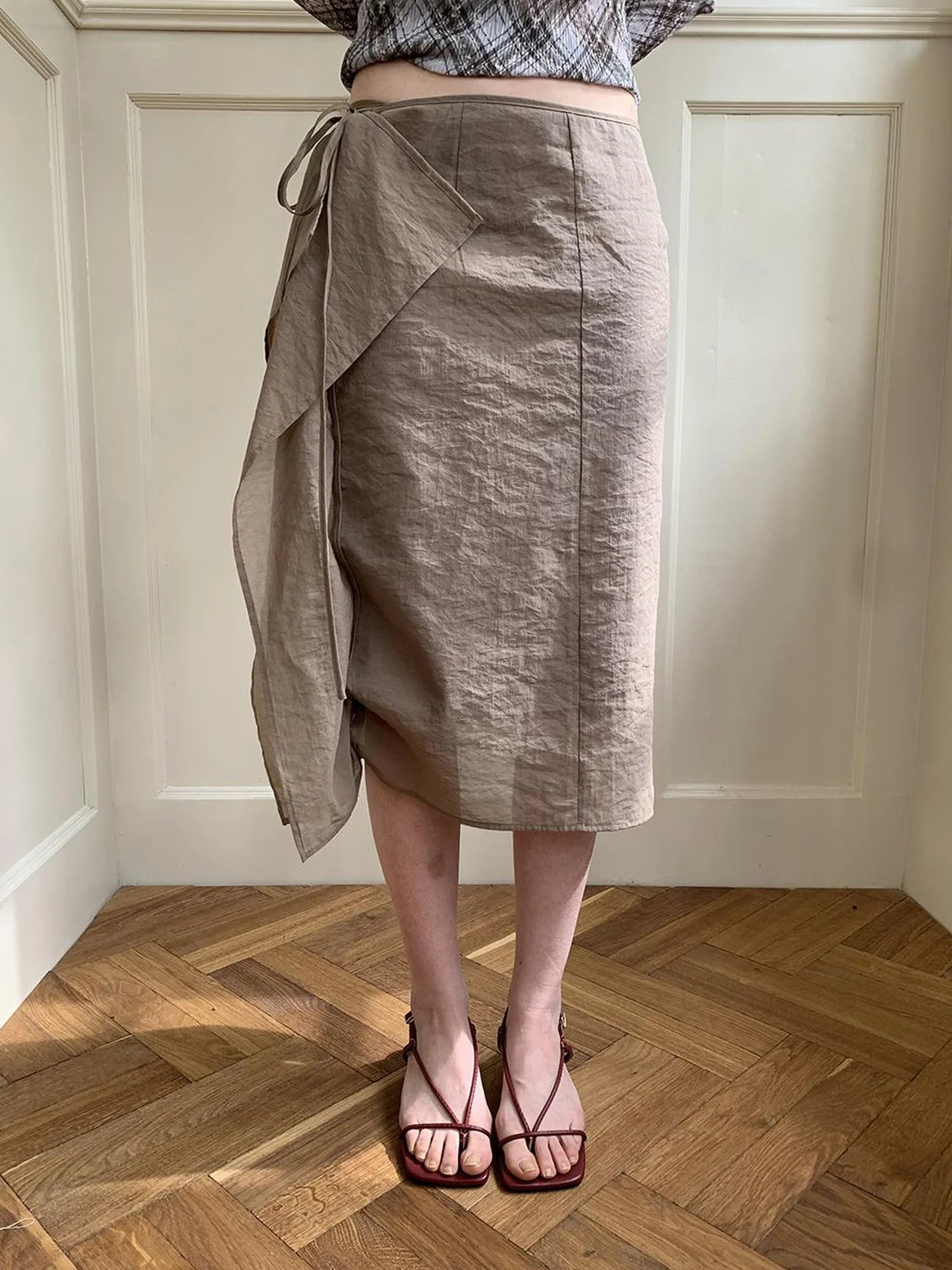 Low Saturation Mocha Chiffon Wrap Hem Floral Skirt