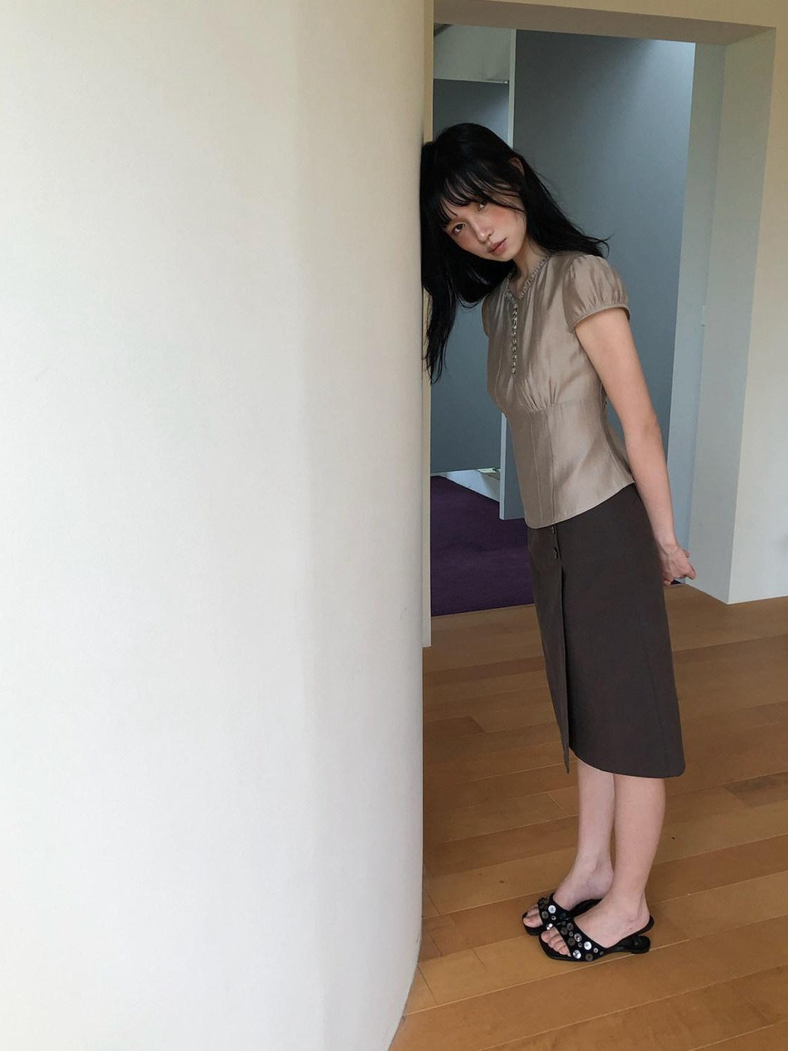 Dorydory Milk Tea Puff Sleeve Waist Cinch Round Neck Women&
