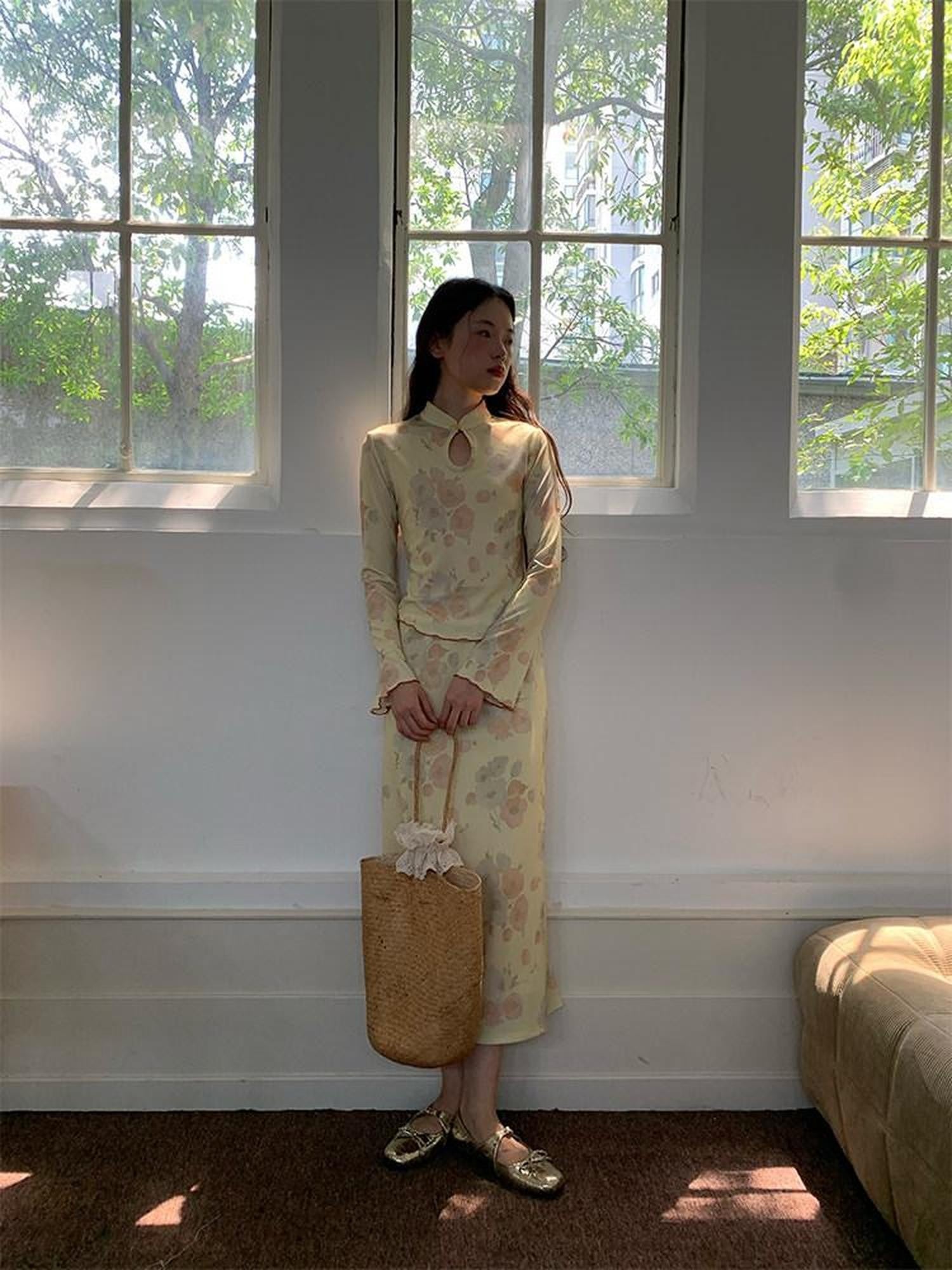 Dorydory Milky Yellow New Chinese Style Floral Stand Collar Women&