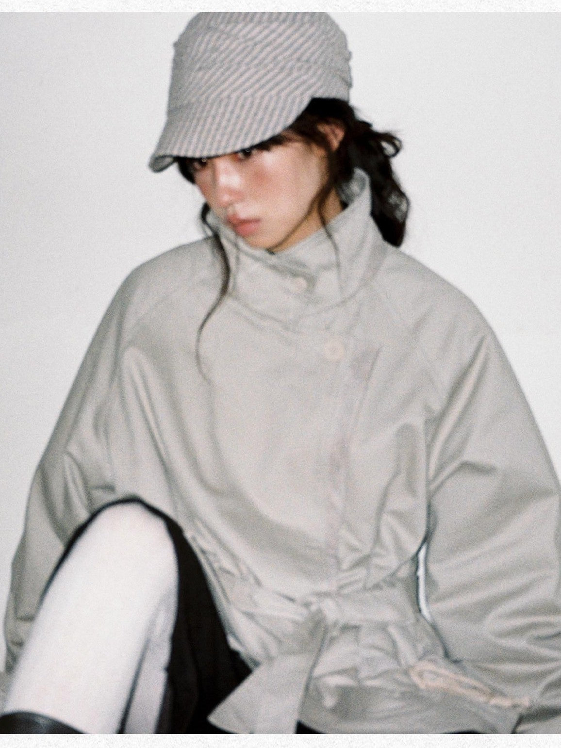 Dorydory Oatmeal Gray Stand Collar Mid Length Waist Cinch Women&