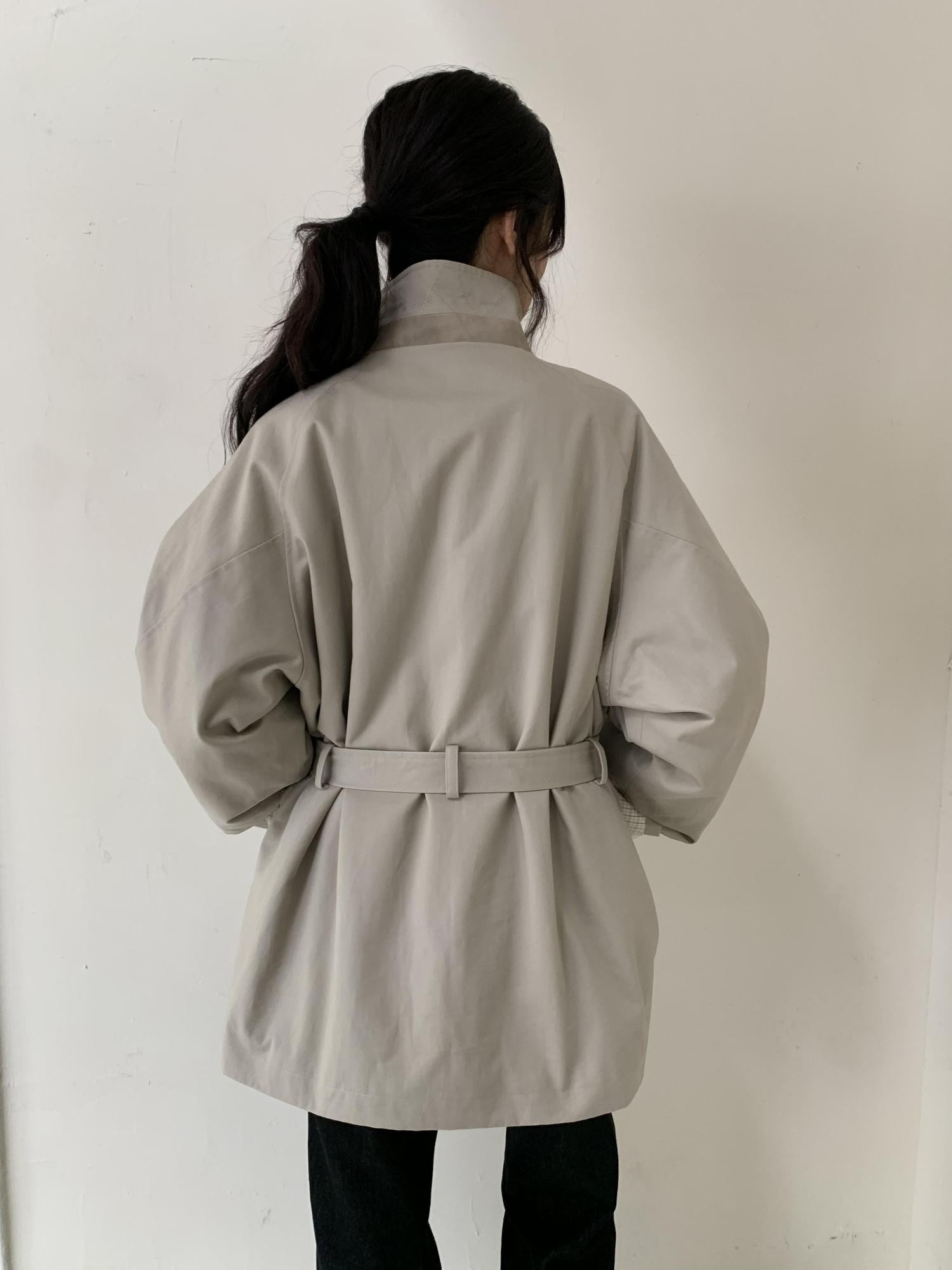 Dorydory Oatmeal Gray Stand Collar Mid Length Waist Cinch Women&