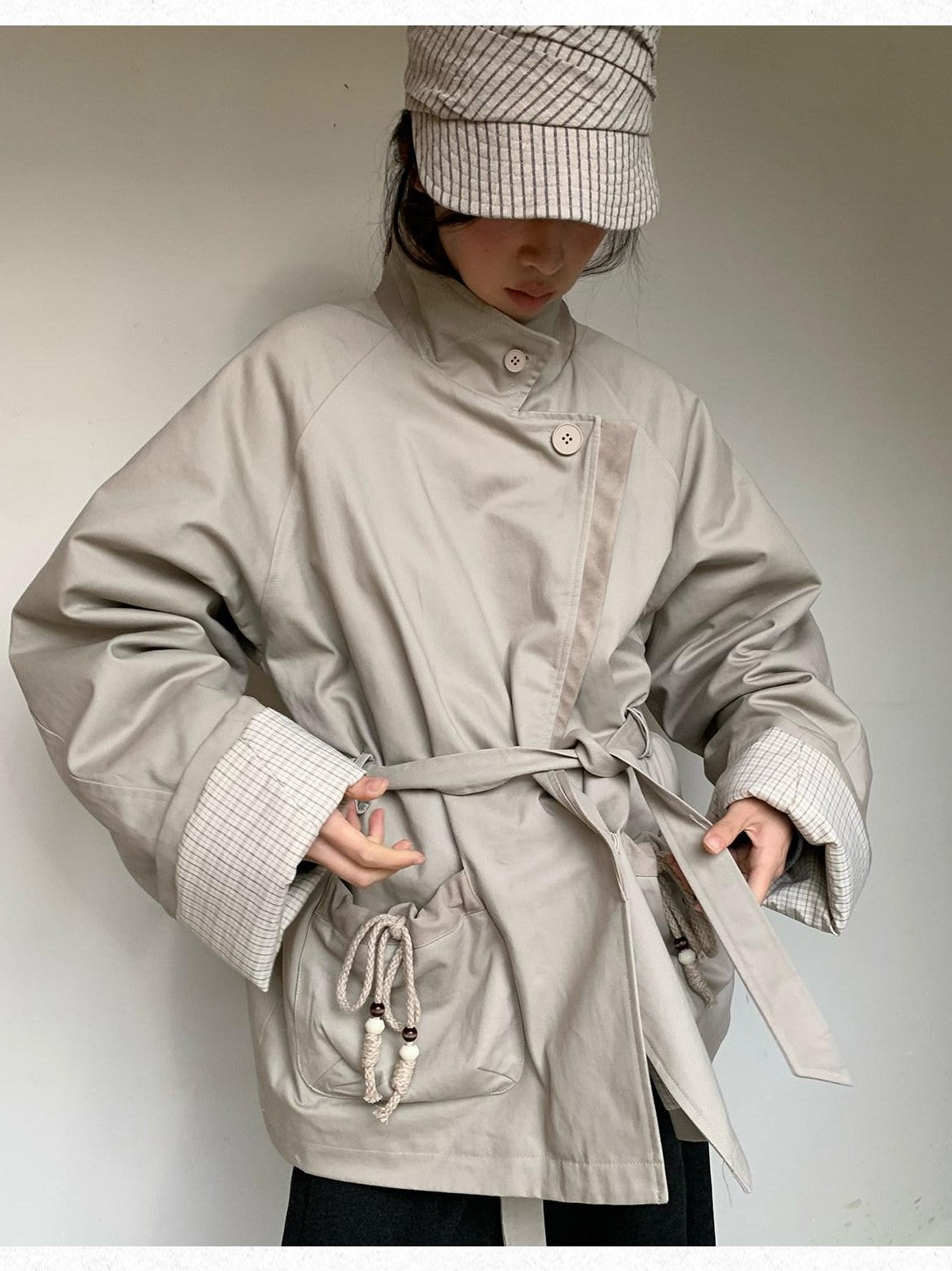 Dorydory Oatmeal Gray Stand Collar Mid Length Waist Cinch Women&