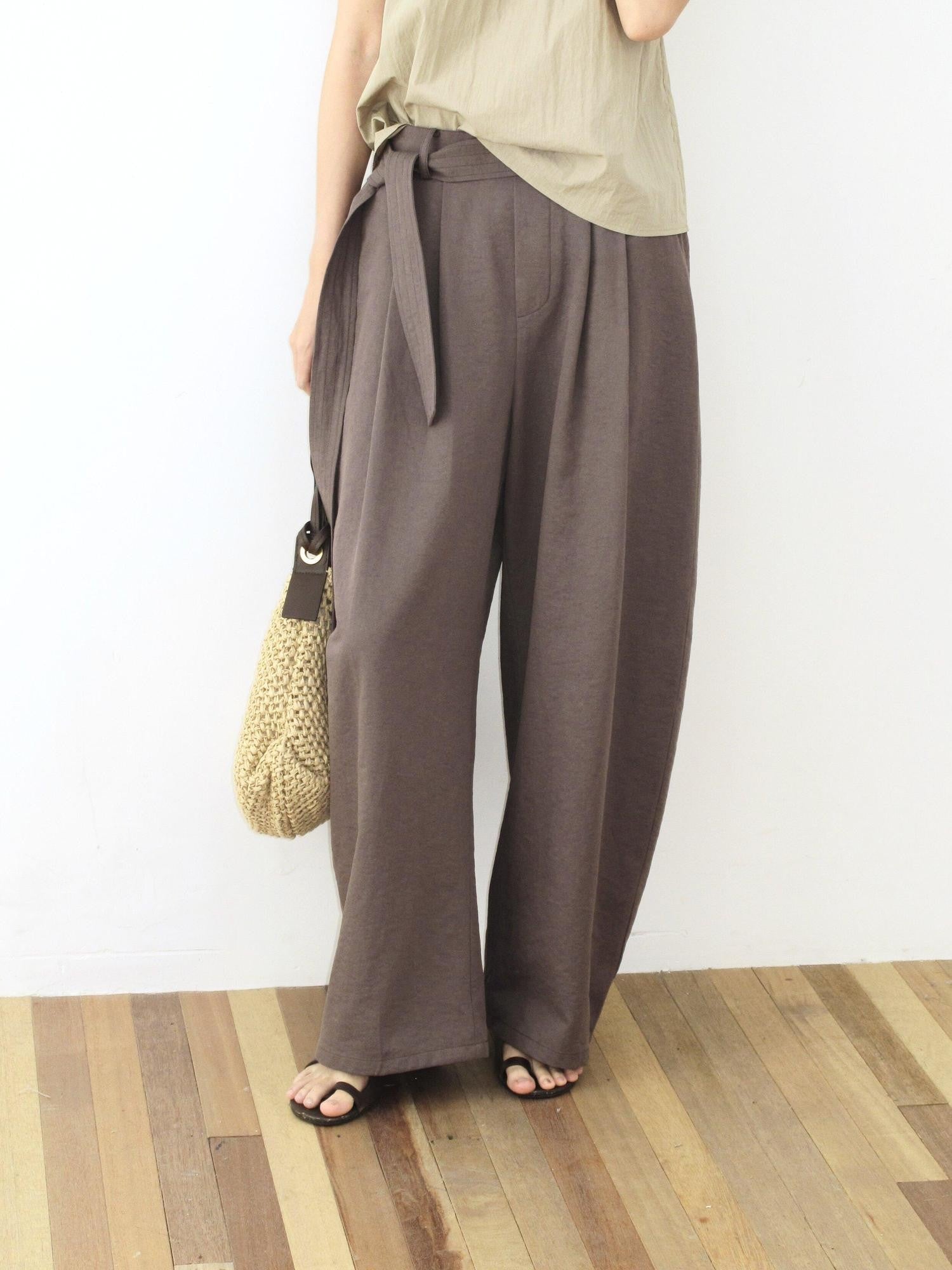 Dorydory Olive Double Pleat Drapey Curved Tie Women&