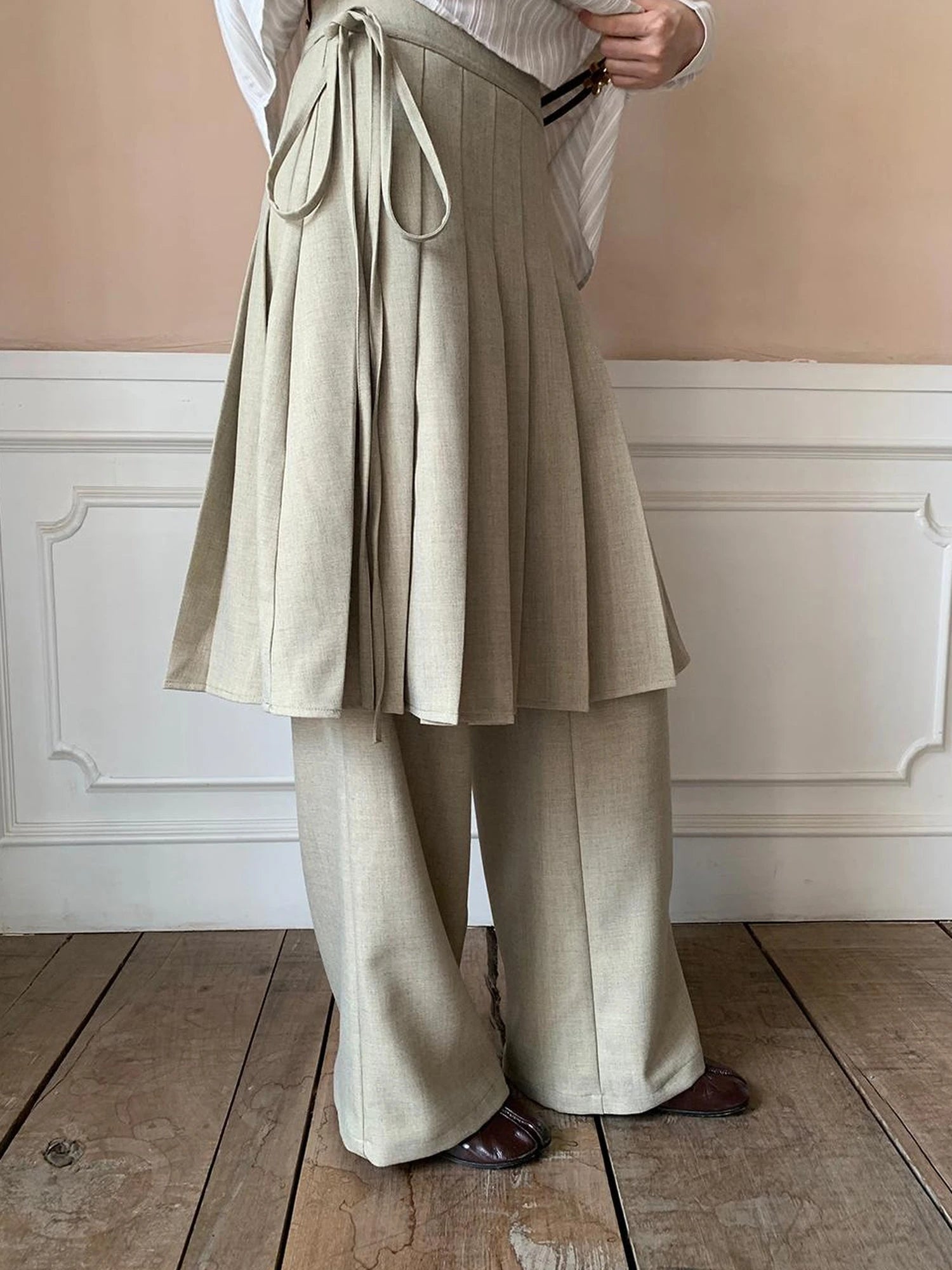 Pleated Palazzo Pants With Flowy Straight Leg Design