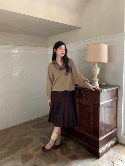 Pleated Side Pocket Midi Skirt