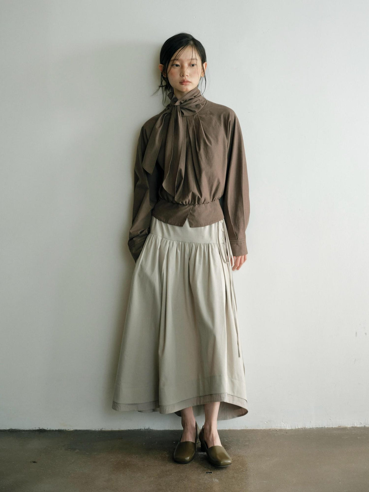 Dorydory Relaxed Ribbon Tie Neck Long Sleeve Lyocell Women&