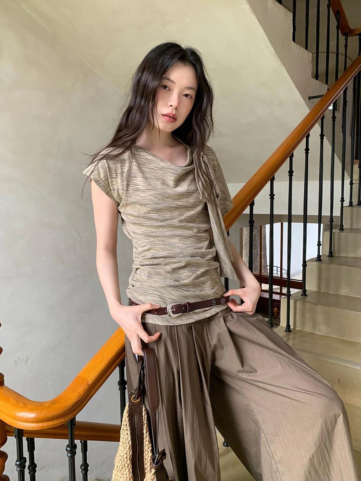 Retro Off Shoulder Bow Knit Tee